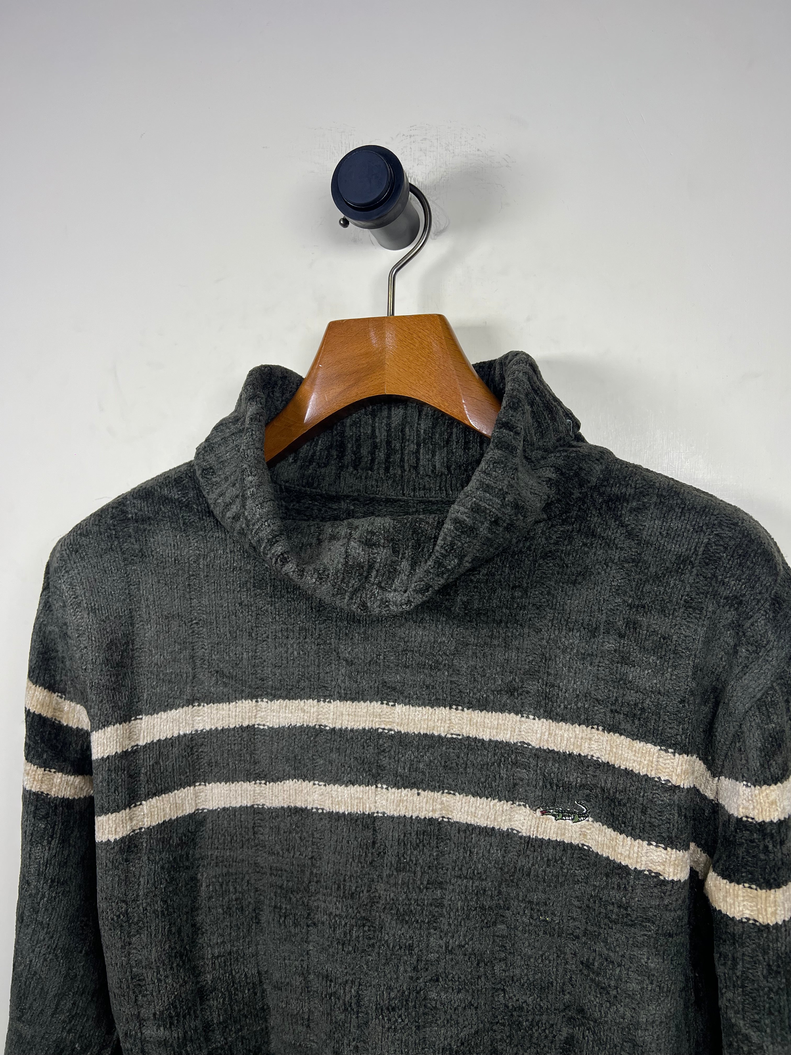 Crocodile Turtle Neck Sweater (Medium)