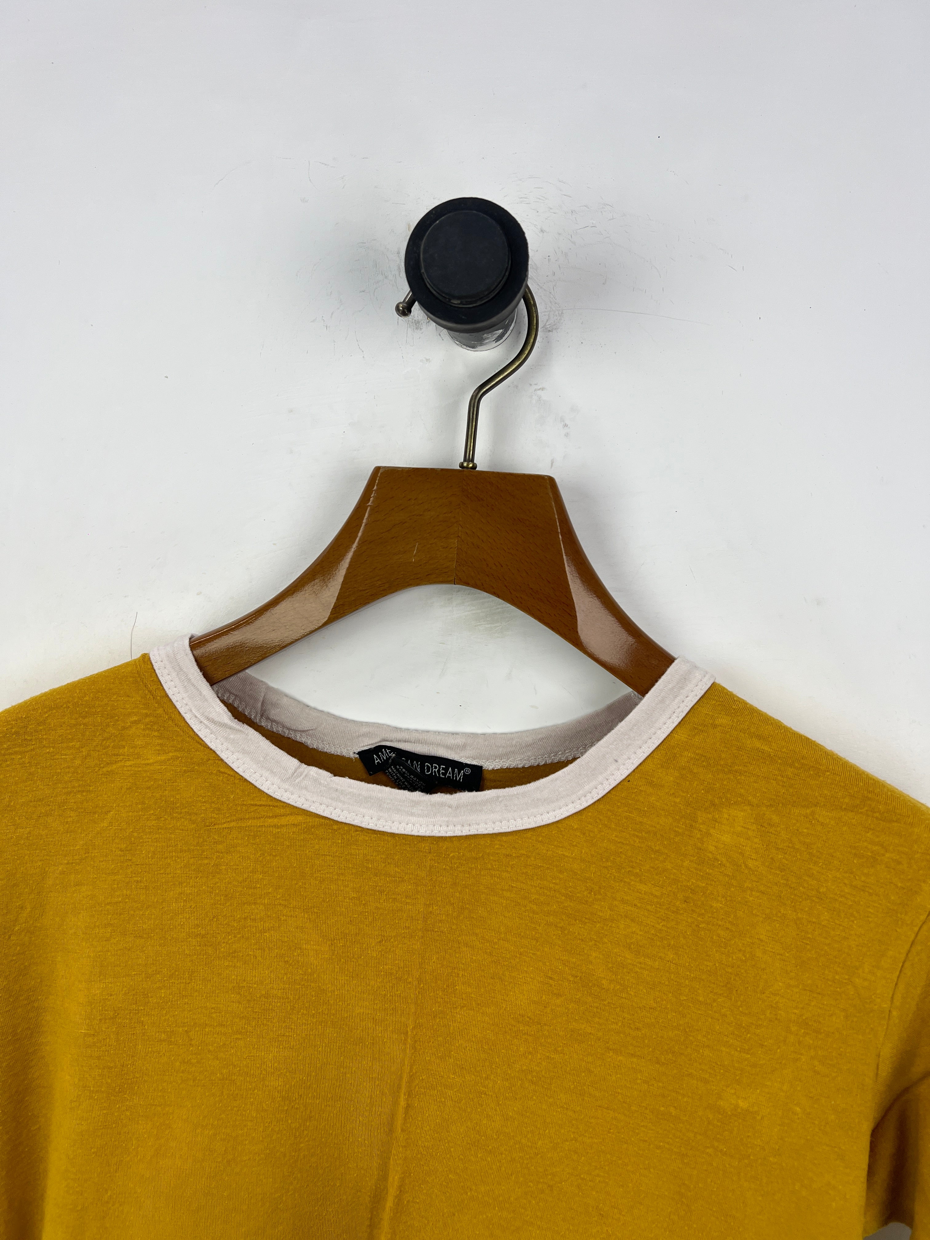 American T-Shirt (Women) (X-Small/Small)