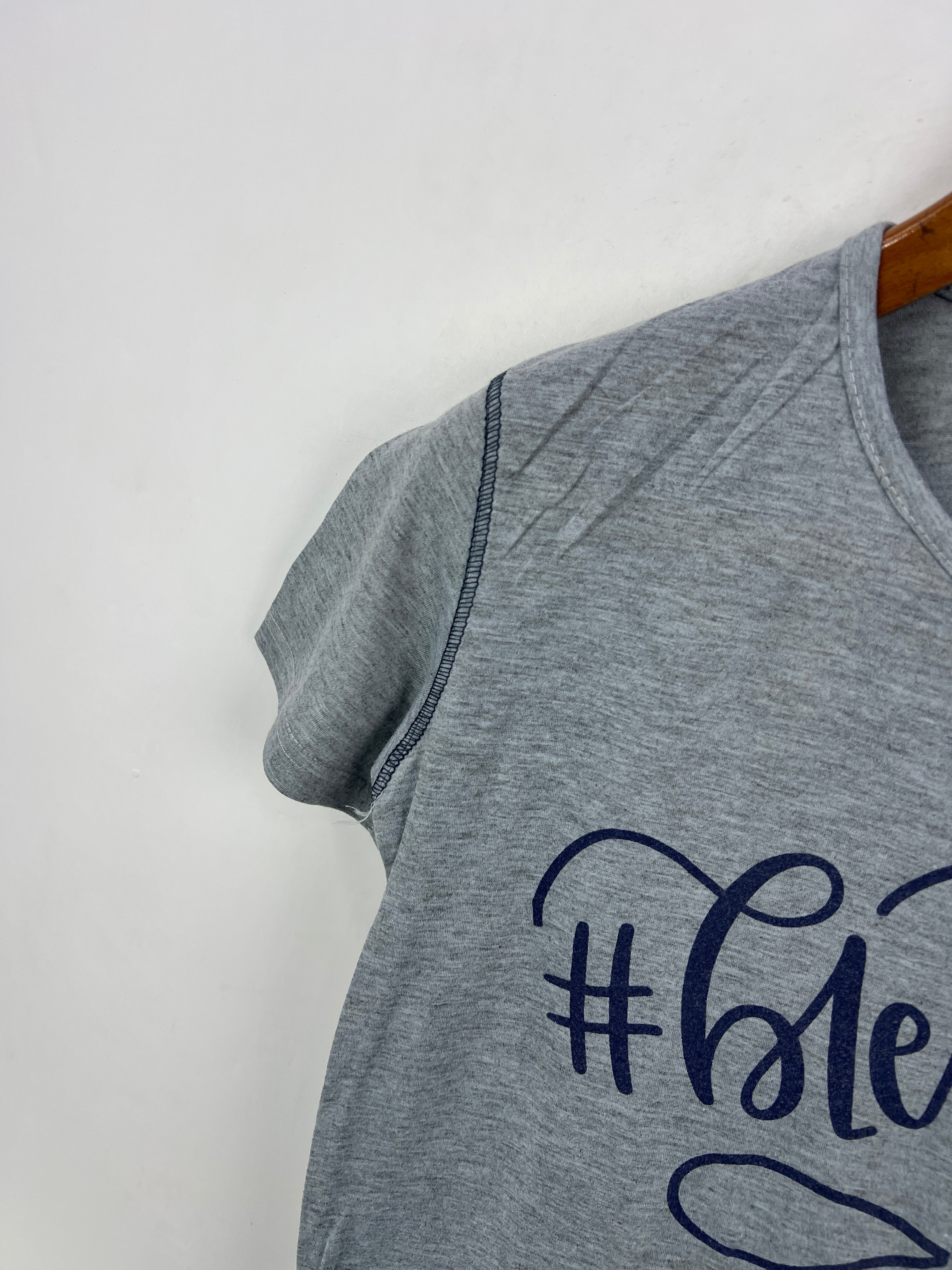 T-Shirt (Women) (Small-Medium)
