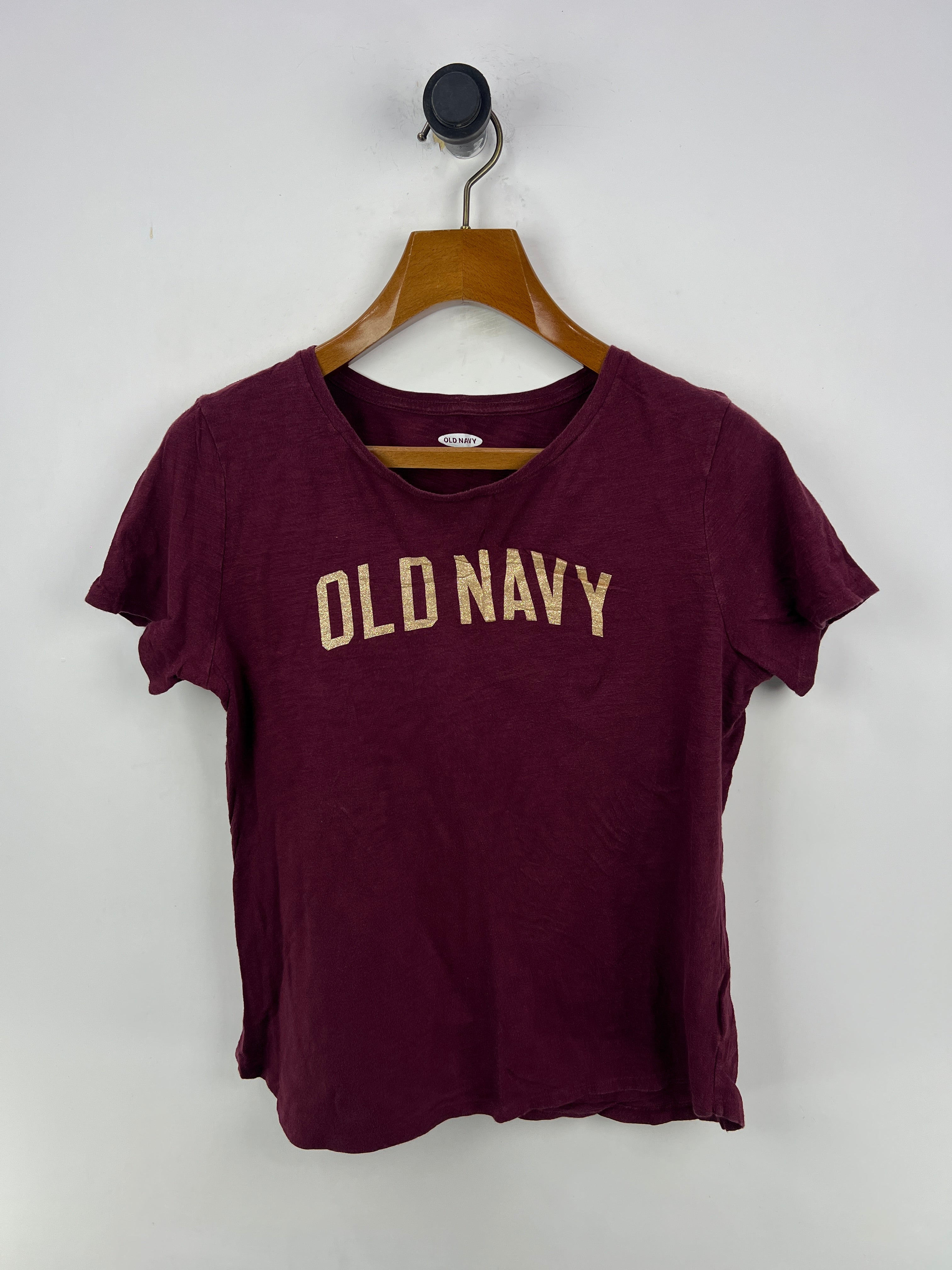 Old Navy T-Shirt (Women) (Medium)