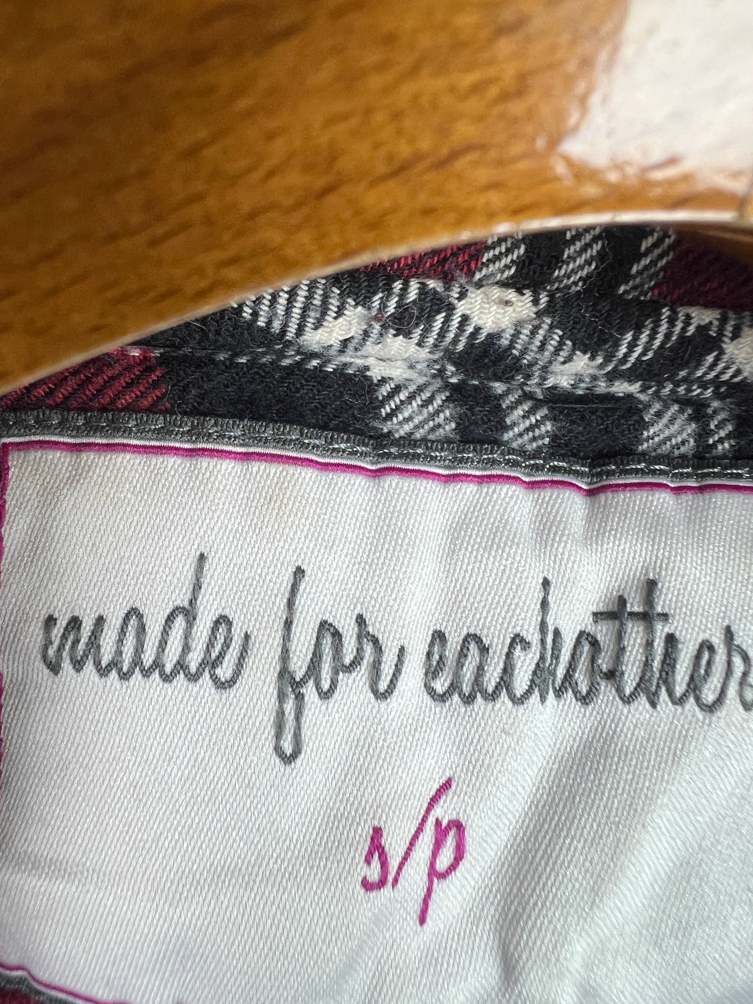 Shirt (Women) (Small-Medium)