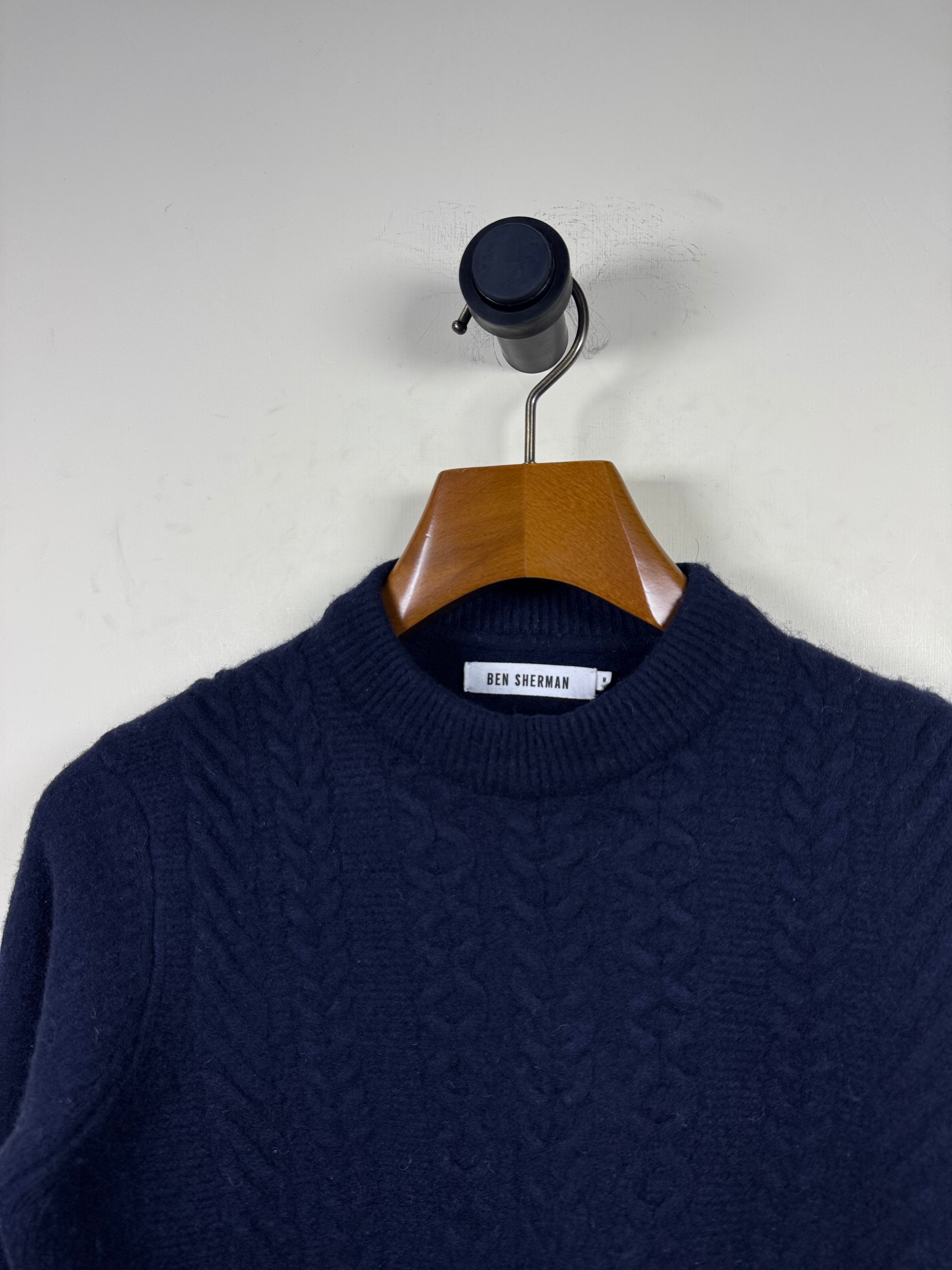 Ben Sherman Cable Knitted Lambswool Sweater (Small-Medium)