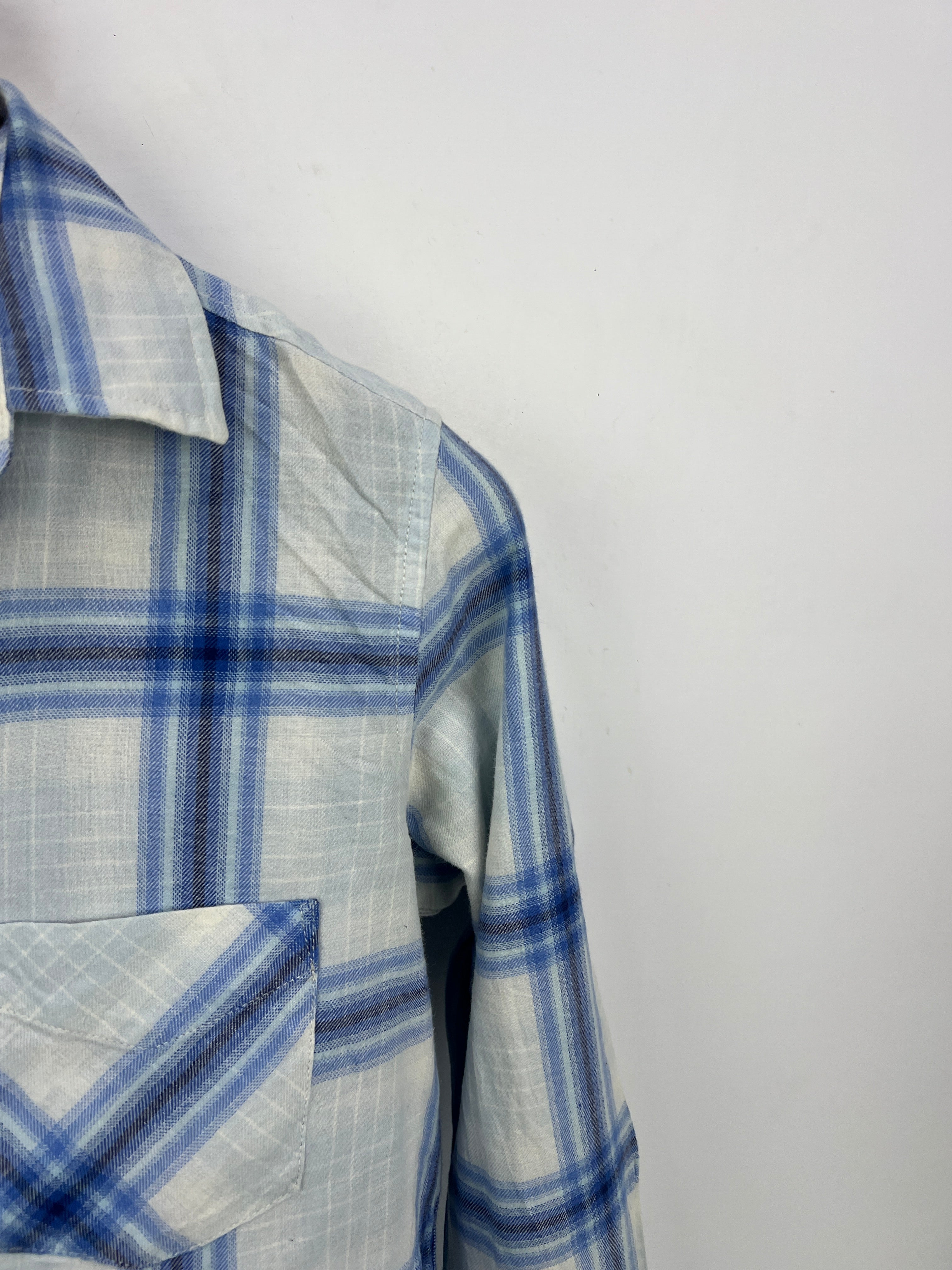 Uniqlo Shirt (Women) (Medium)