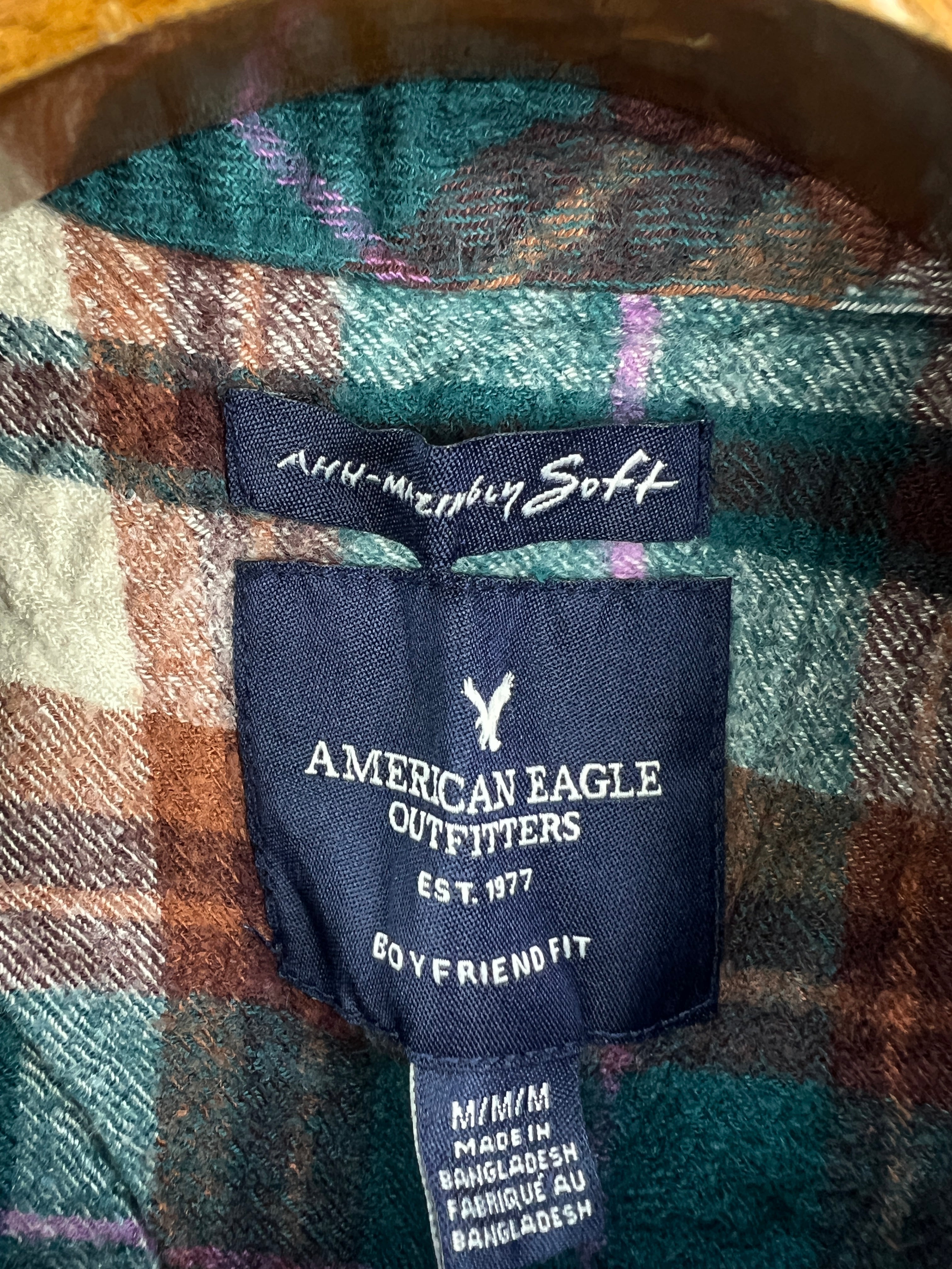 American Eagle Shirt (Women) (X-Small)