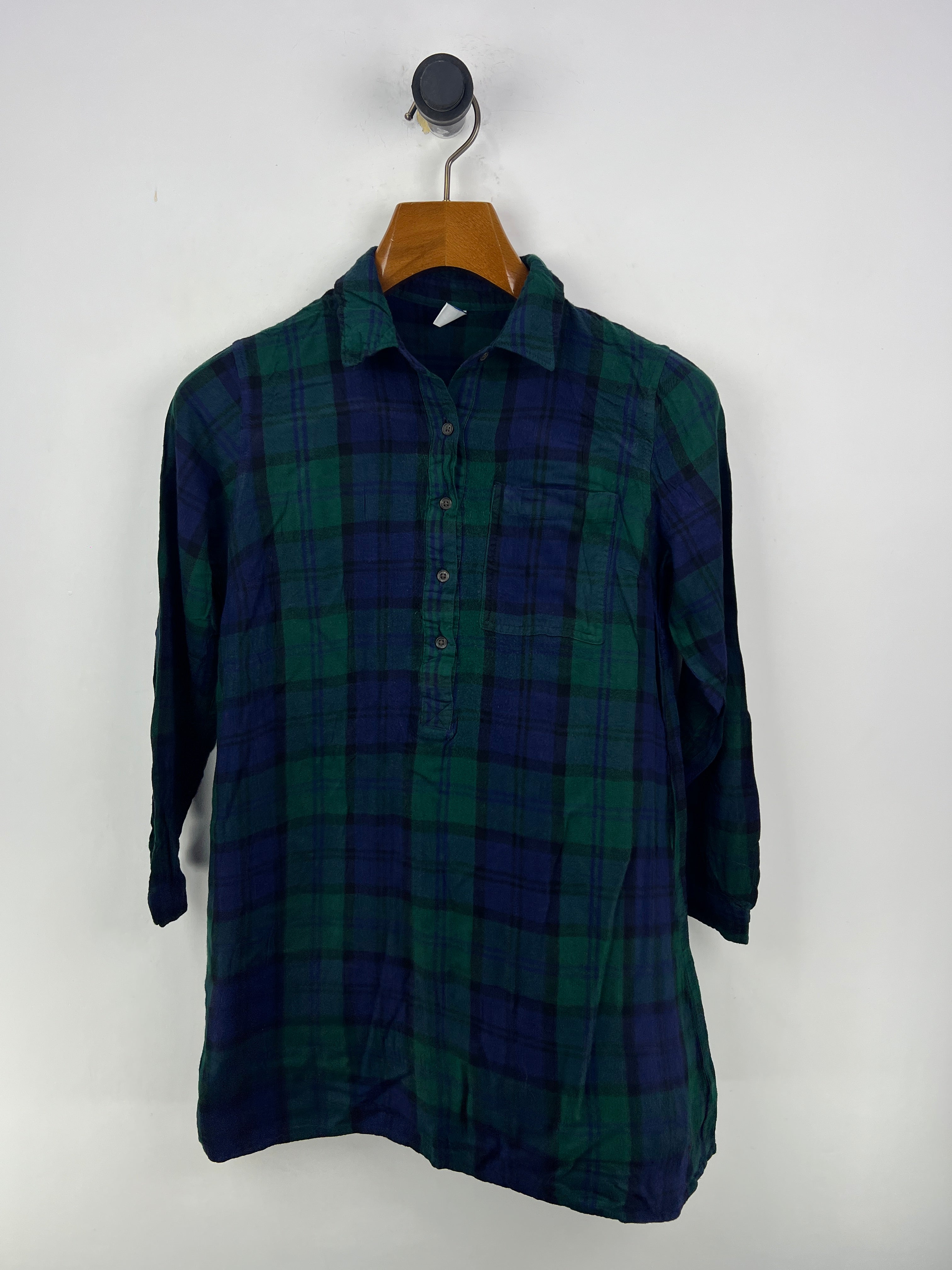 Old Navy Shirt (Women) (Medium-Large)