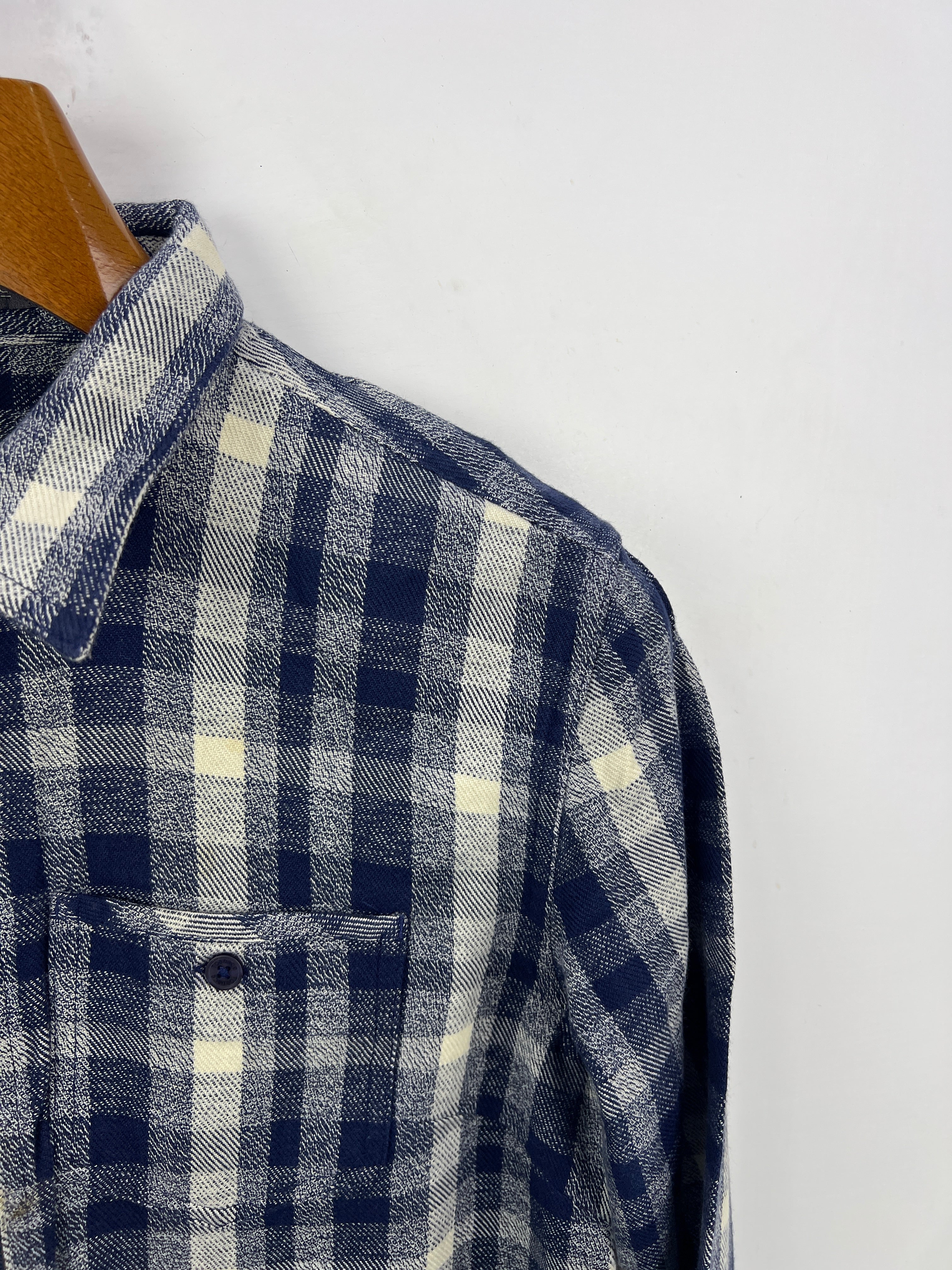 Shirt (Women) (Medium)