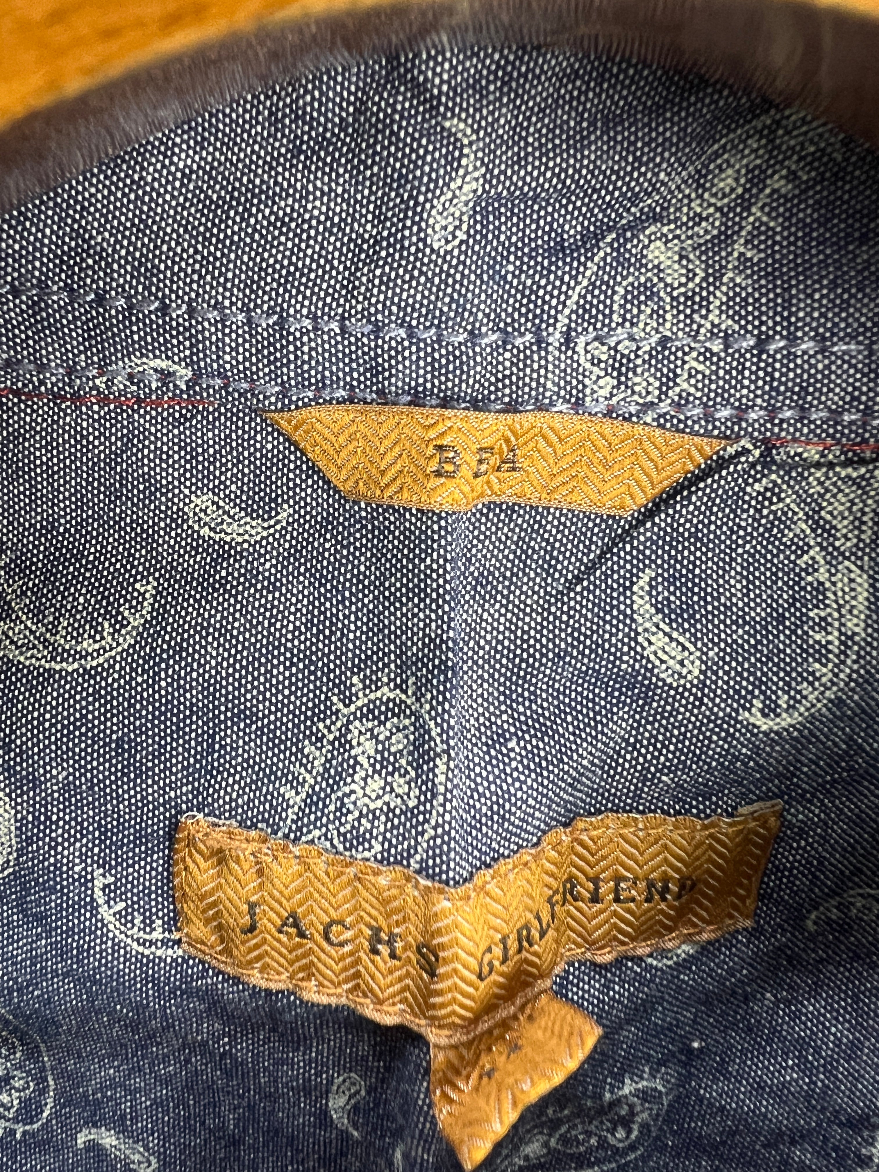 Jachs Shirt (Women) (Medium)
