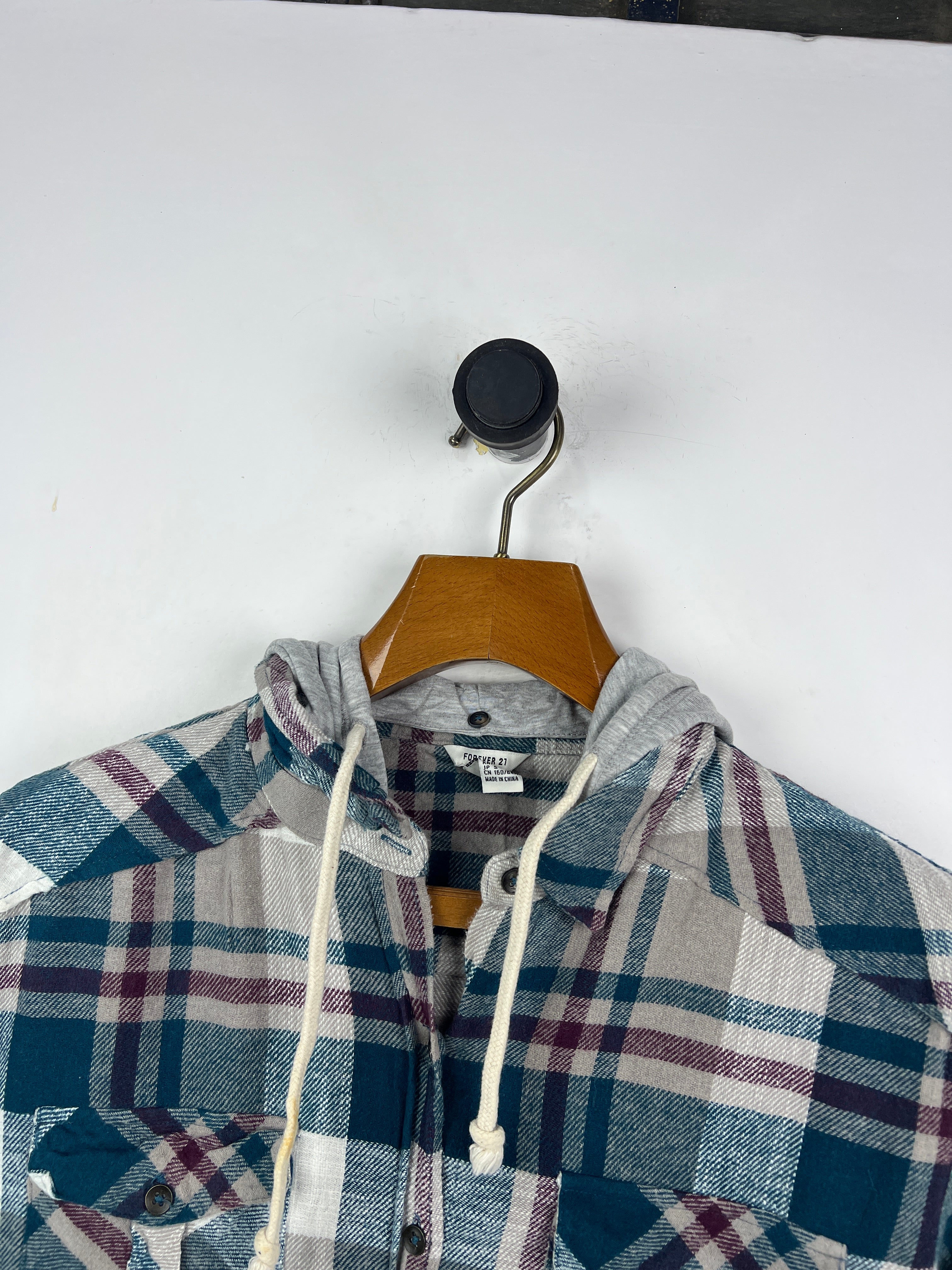 Forever 21 Shirt (Women) (Small)