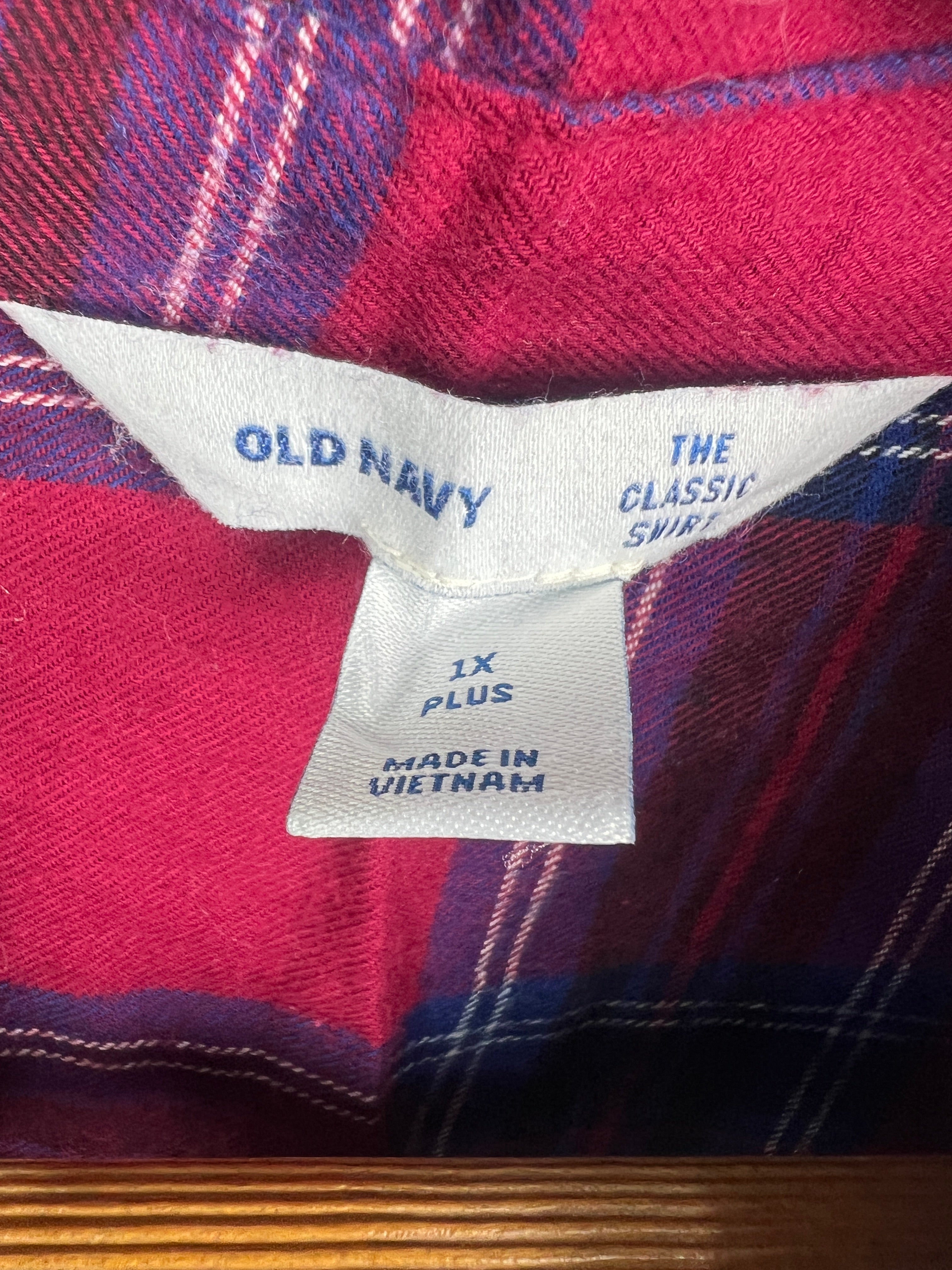 Old Navy Shirt (Women) (Large)