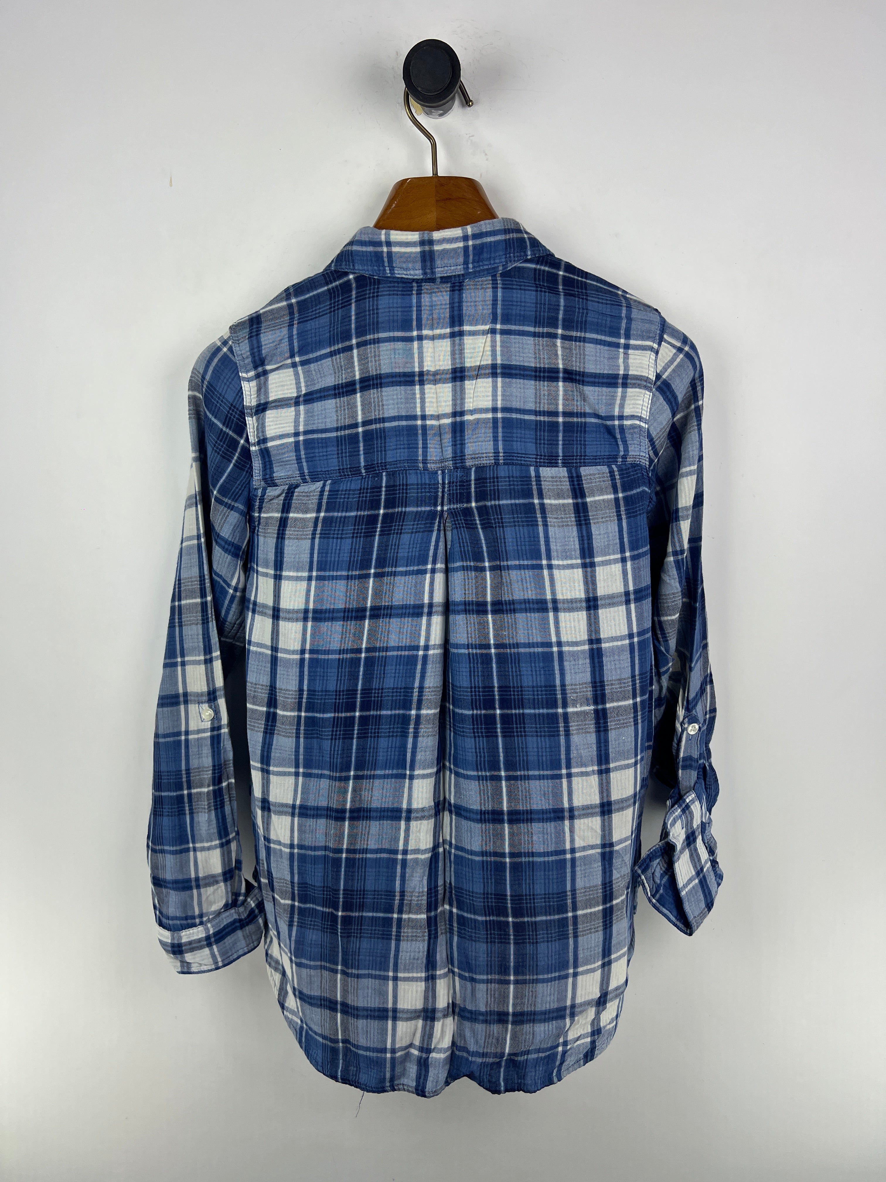 American Eagle Shirt (Women) (Medium-Large)