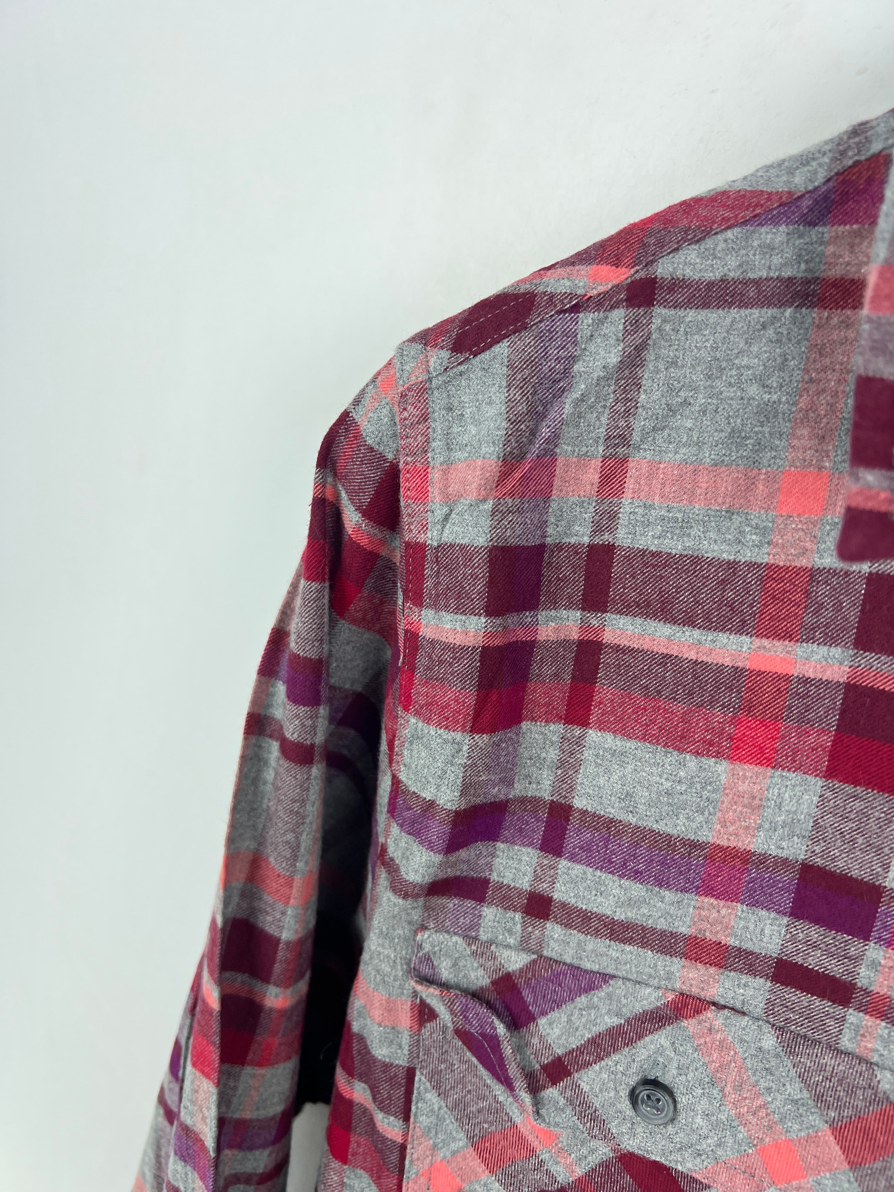 Wind River Shirt (Women) (Large/X-Large)