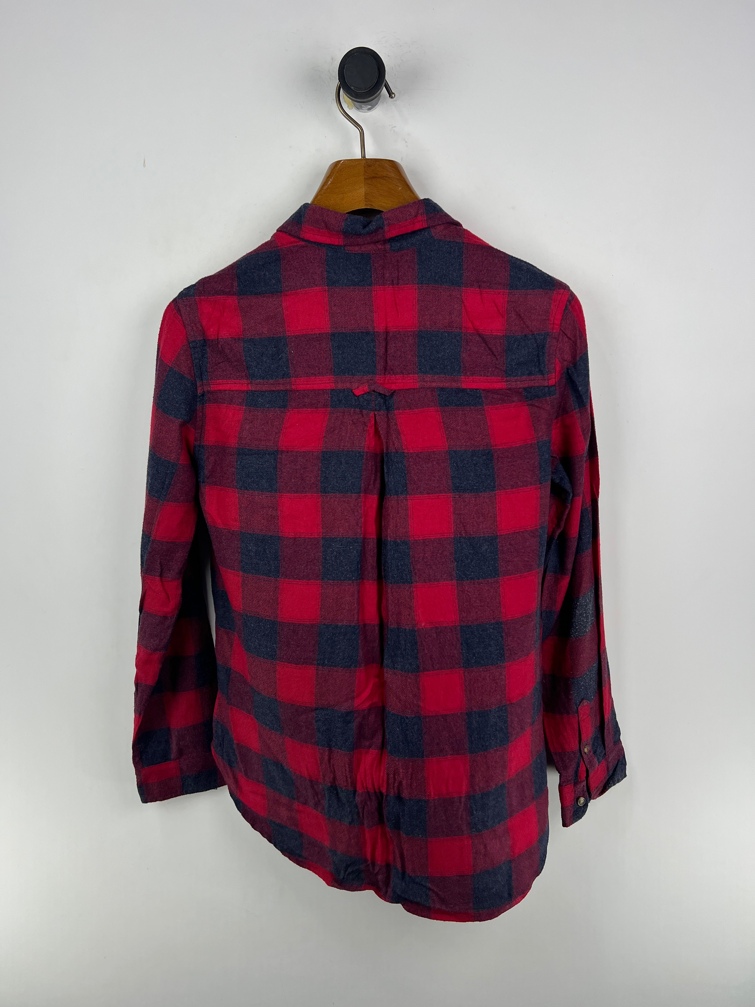 American Eagle Shirt (Women) (Medium)