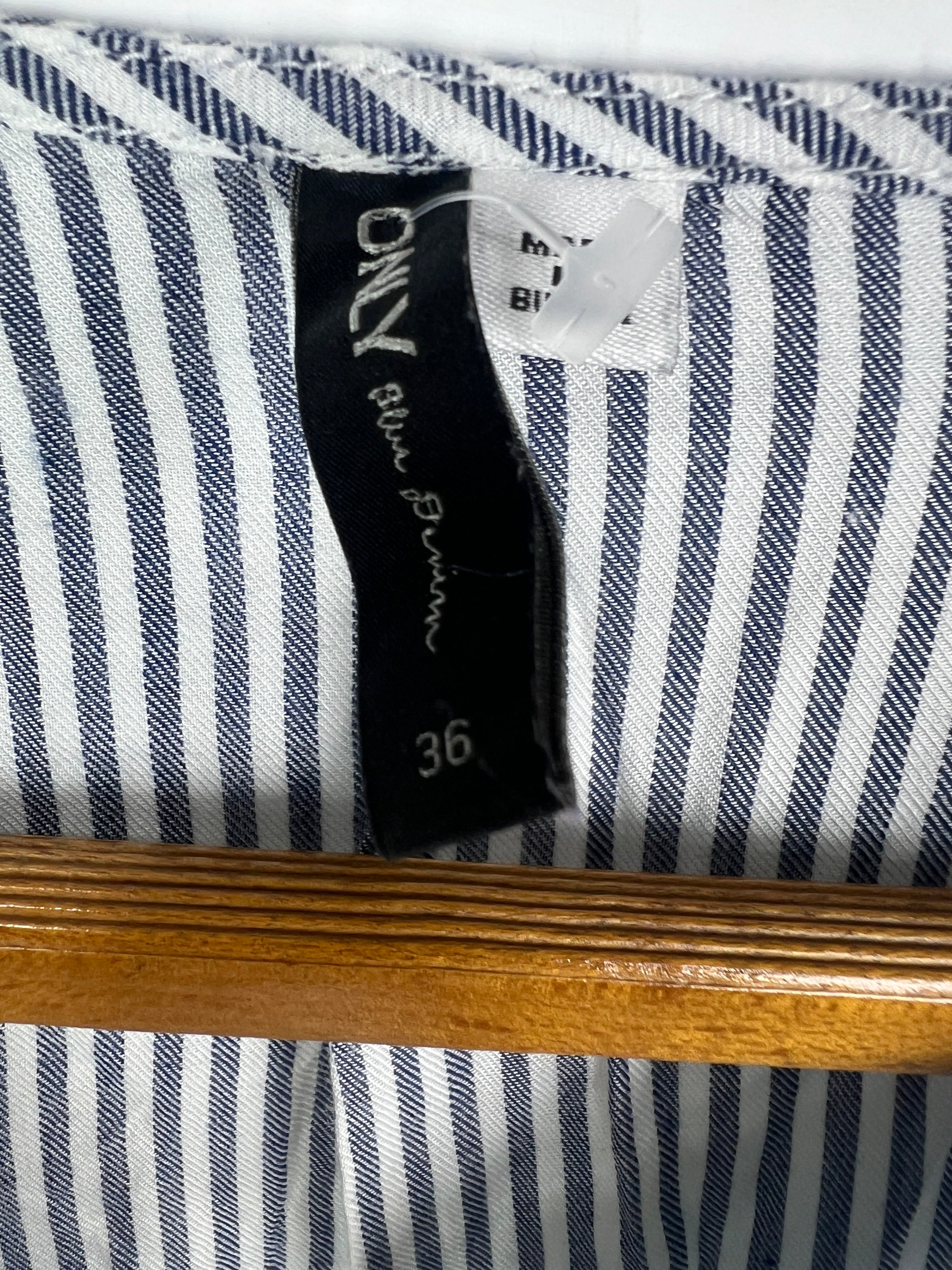 Only Shirt (Women) (Medium-Large)