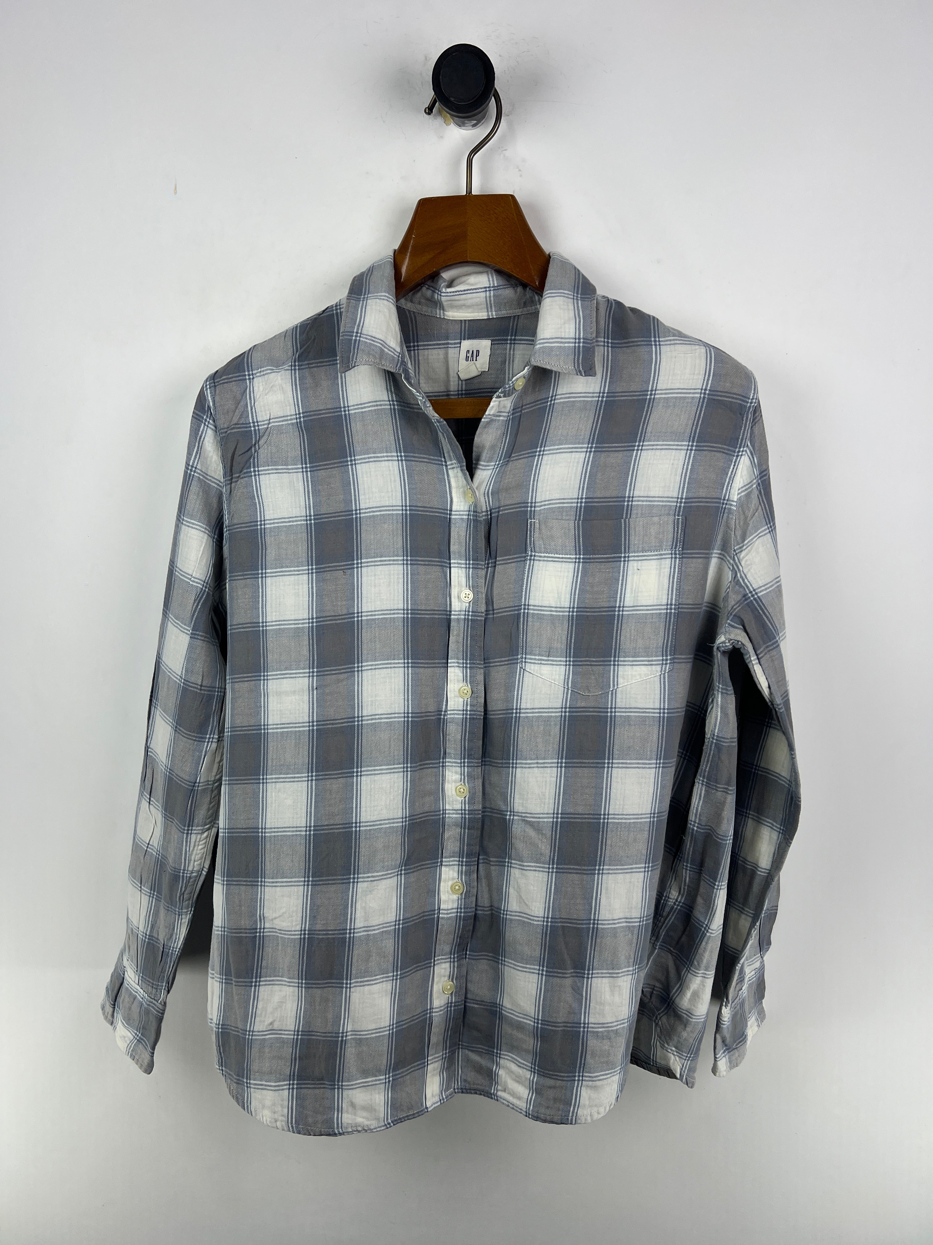 Gap Shirt (Women) (Large)