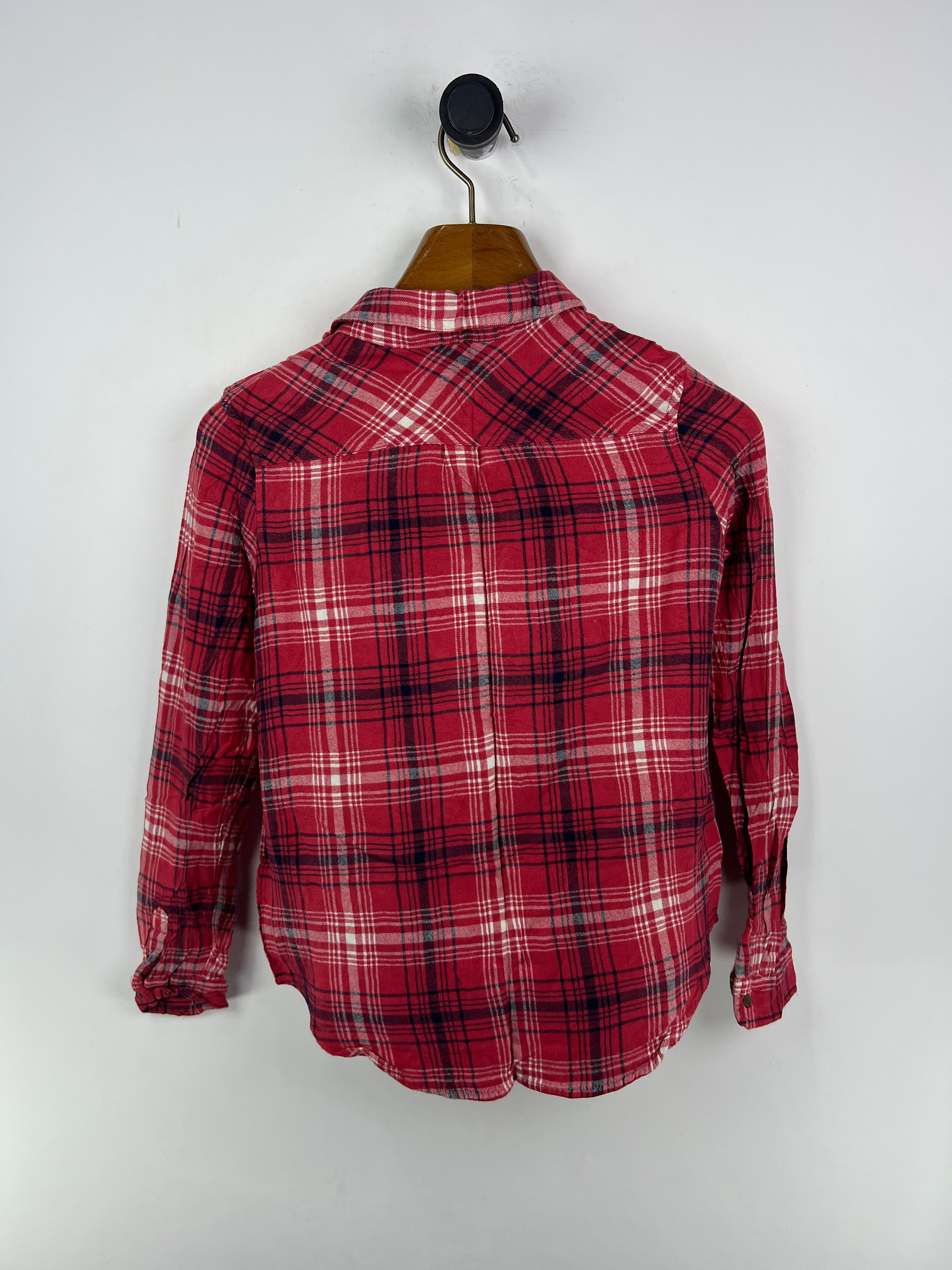 Universal Threads Shirt (Women) (Small-Medium)