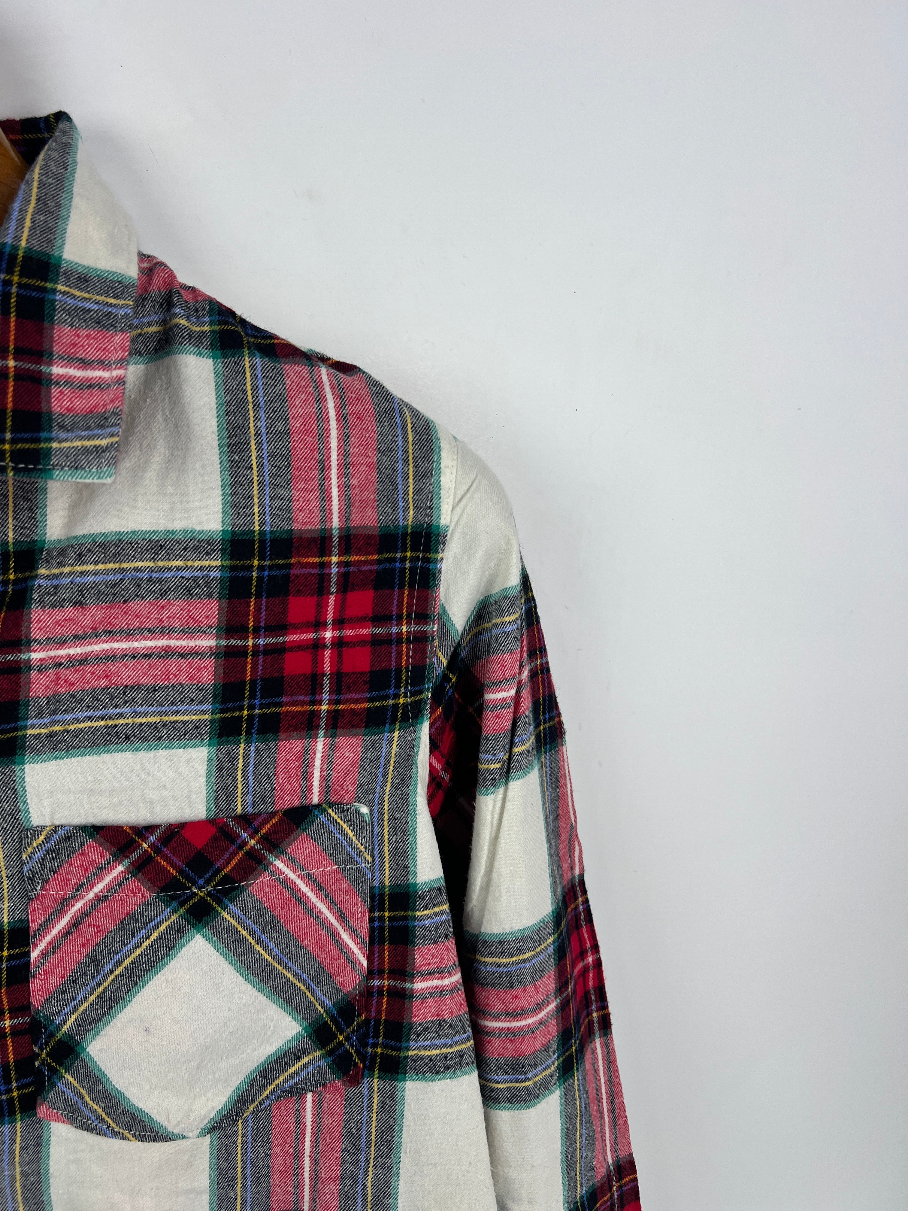 Old Navy Shirt (Women) (Medium-Large)