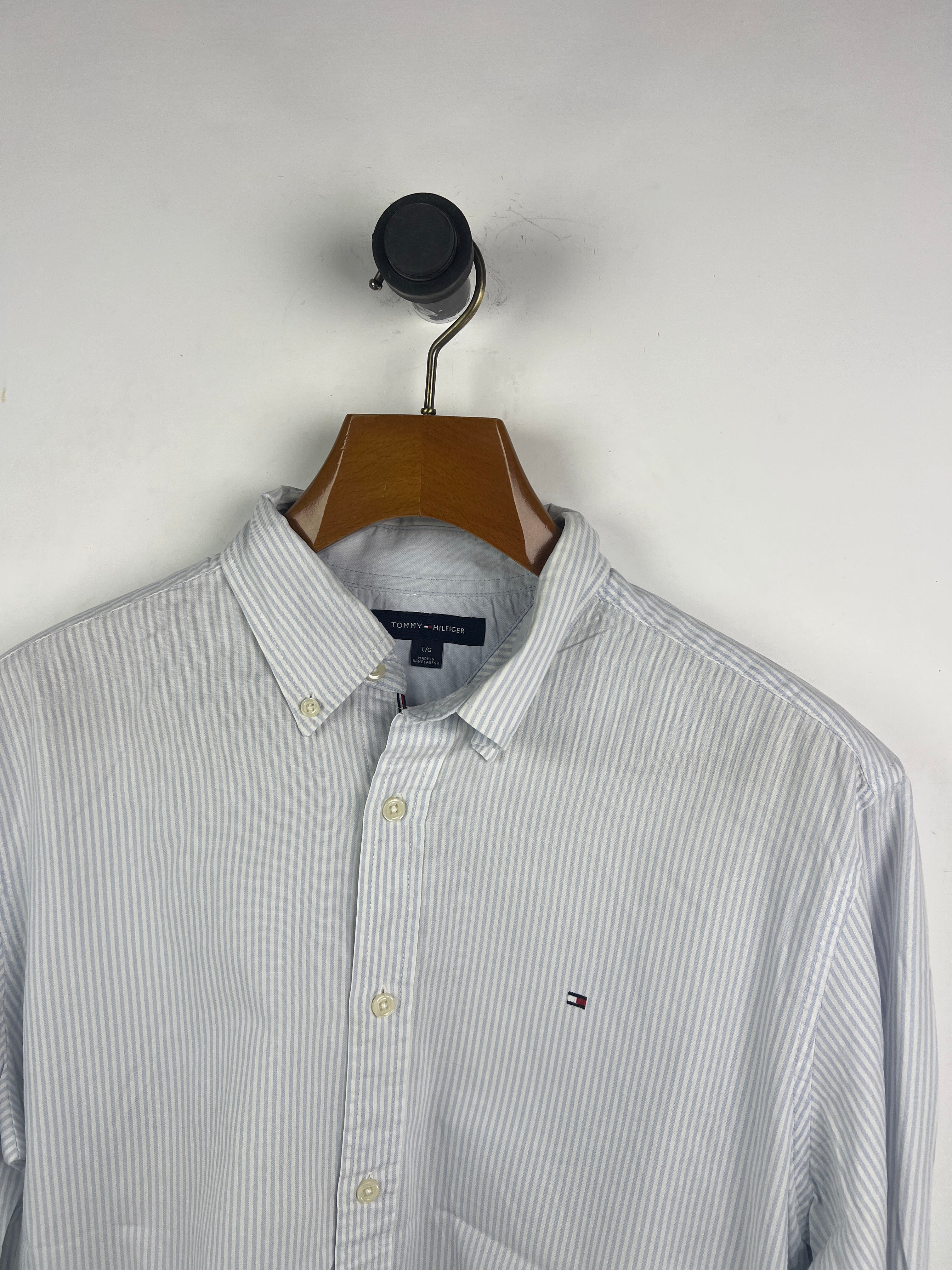 Tommy Hilfiger Shirt (Medium-Large)