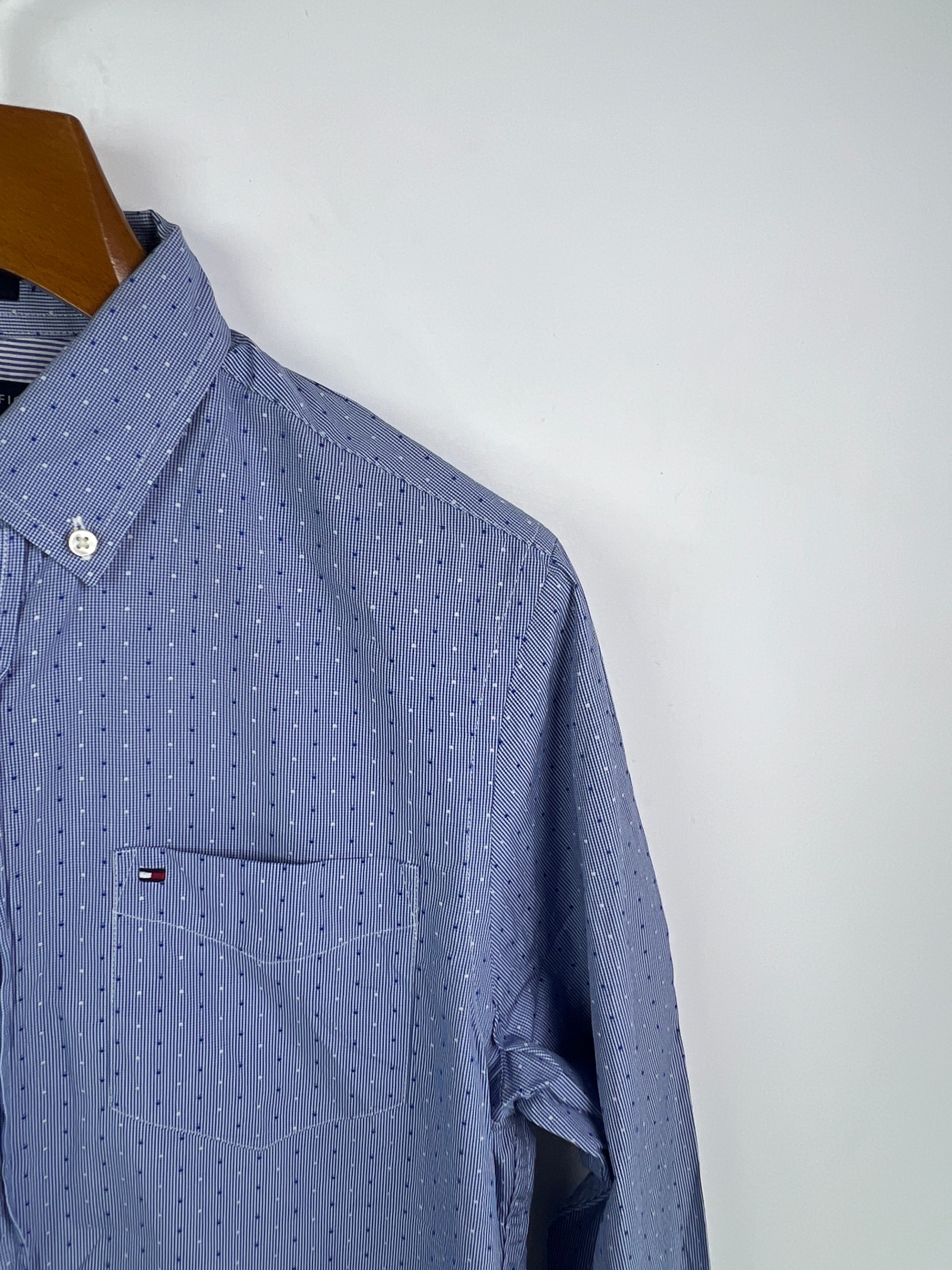 Tommy Hilfiger Shirt (Medium)