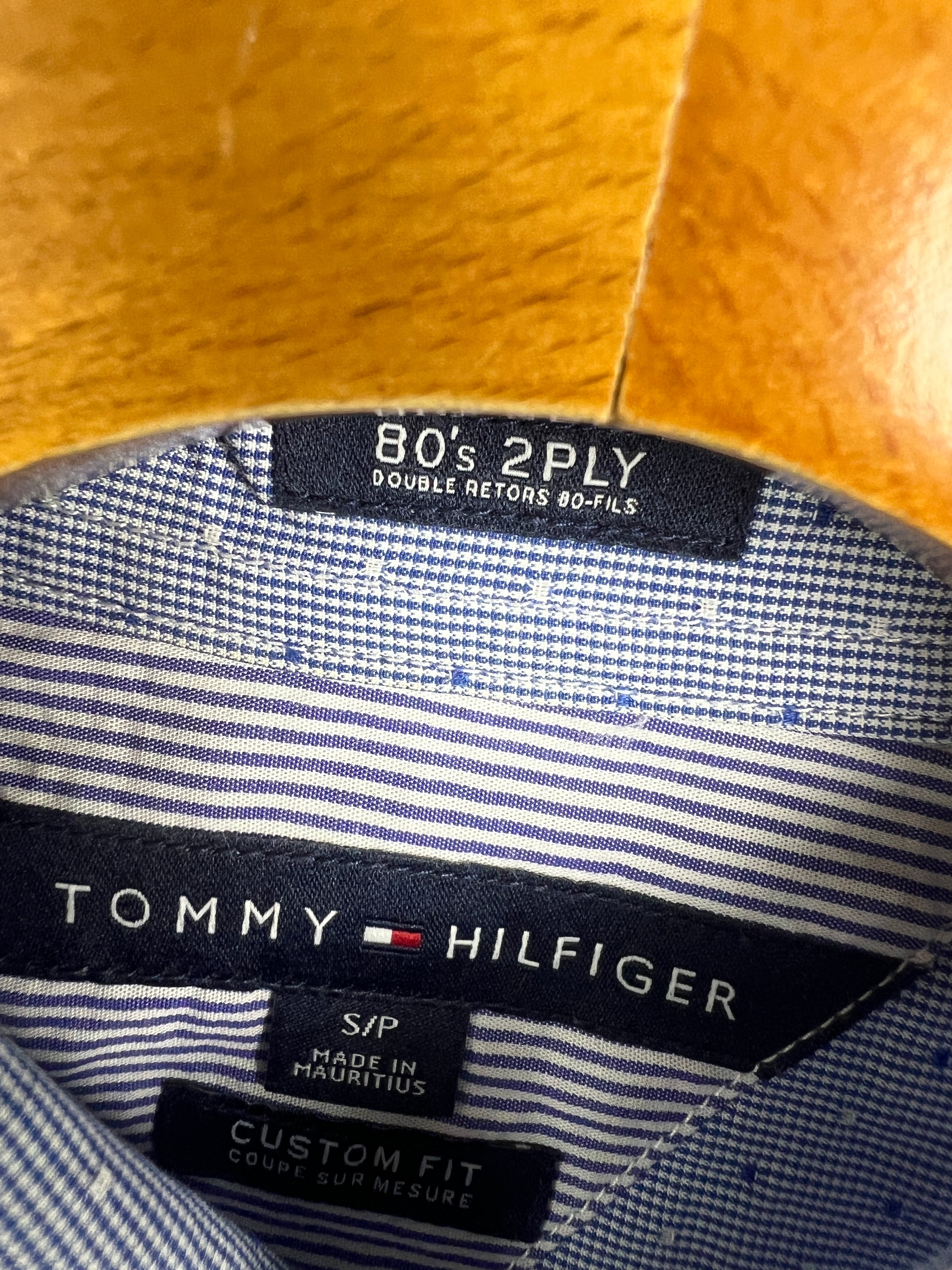 Tommy Hilfiger Shirt (Medium)