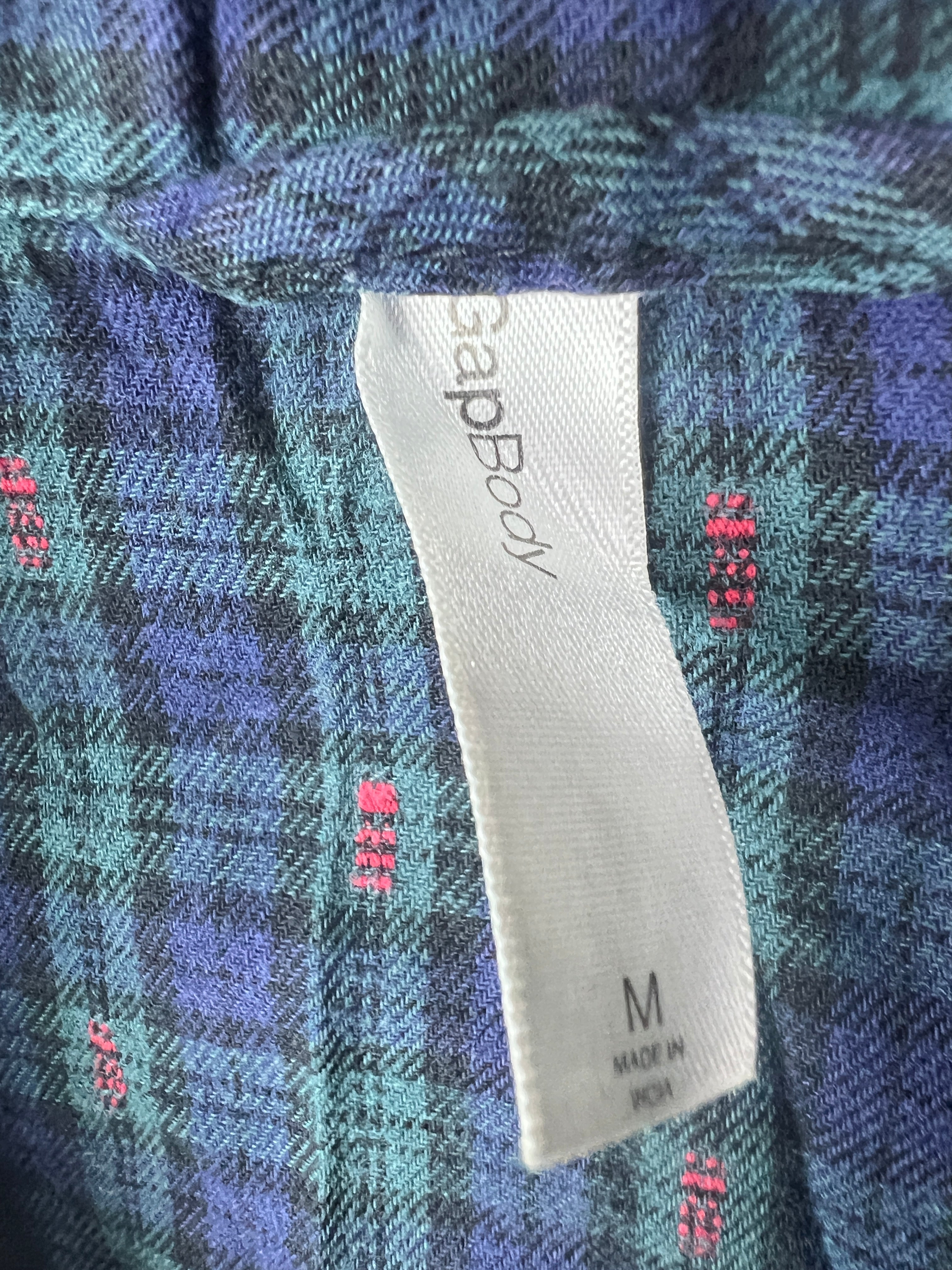 Gap Shirt (Women) (Medium-Large)