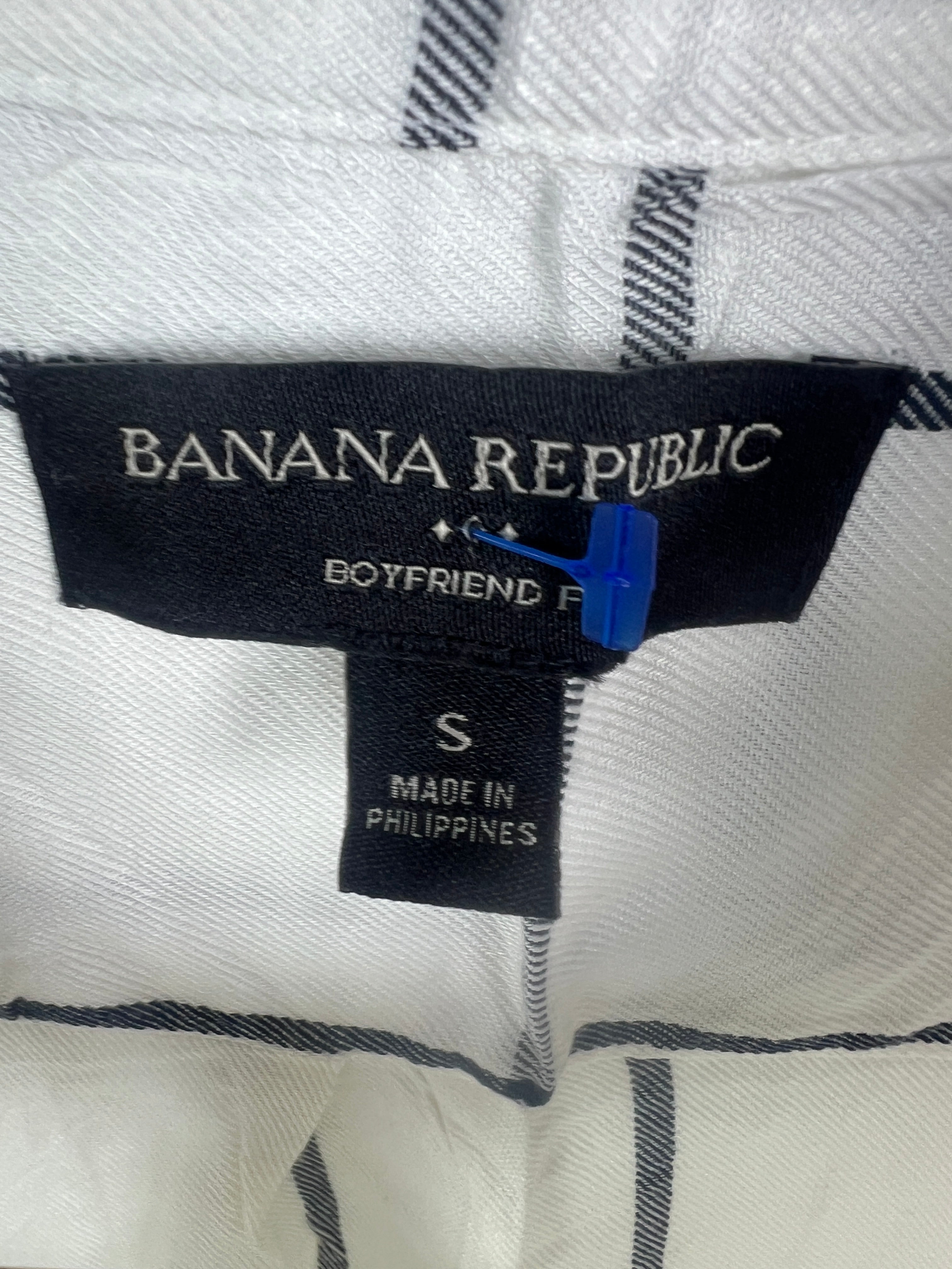 Banana Republic Shirt (Women) (Small)