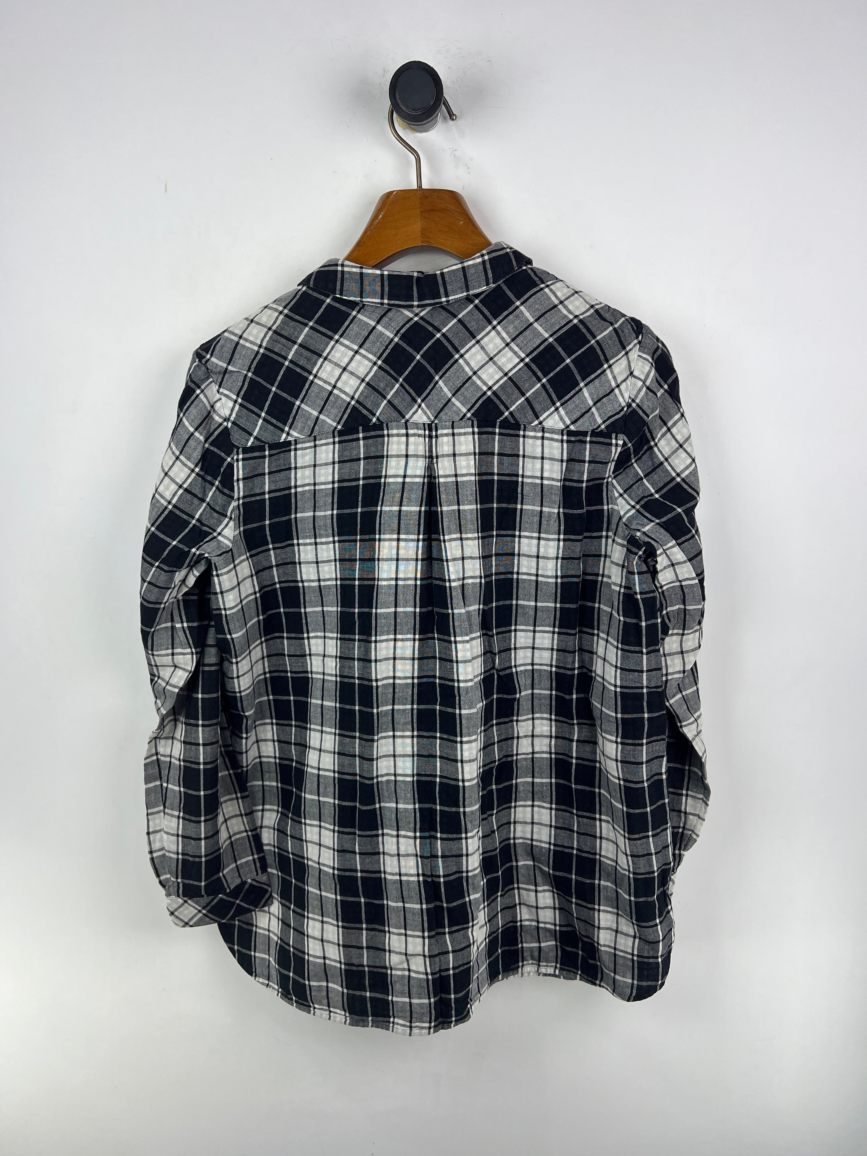 Jill Shirt (Women) (Medium)