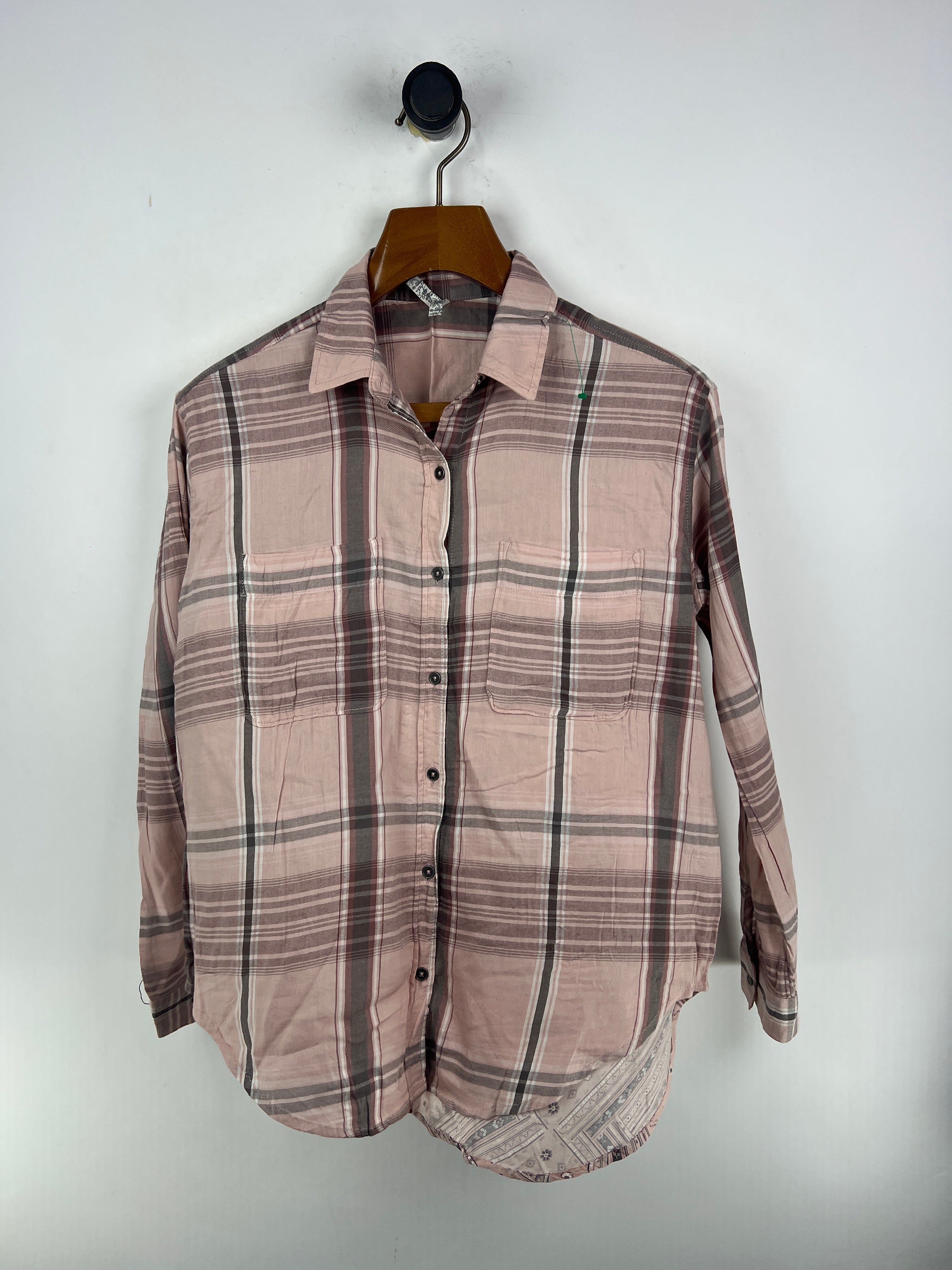 Mudd Shirt (Women) (Small-Medium)