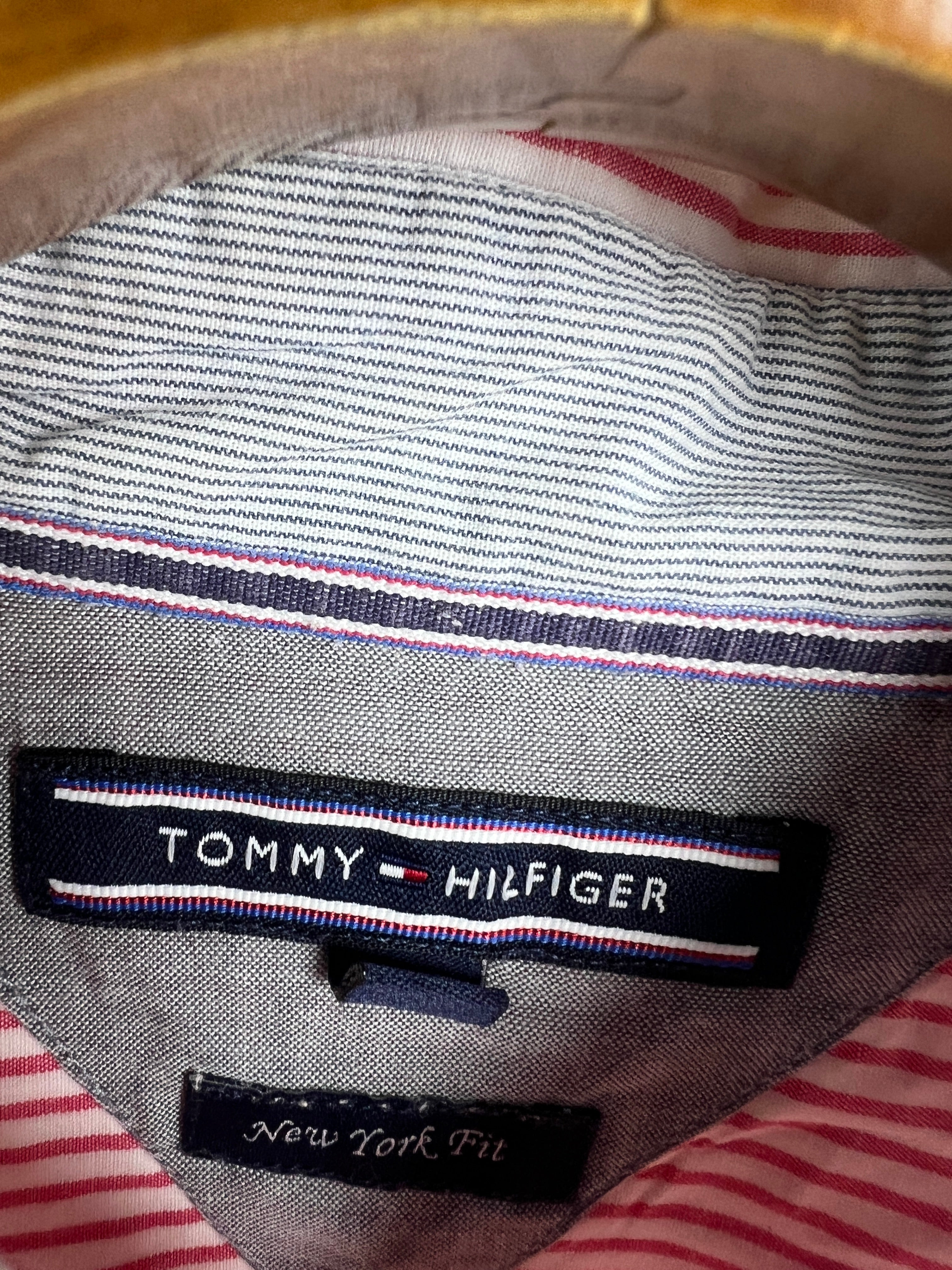 Tommy Hilfiger Shirt (Large)