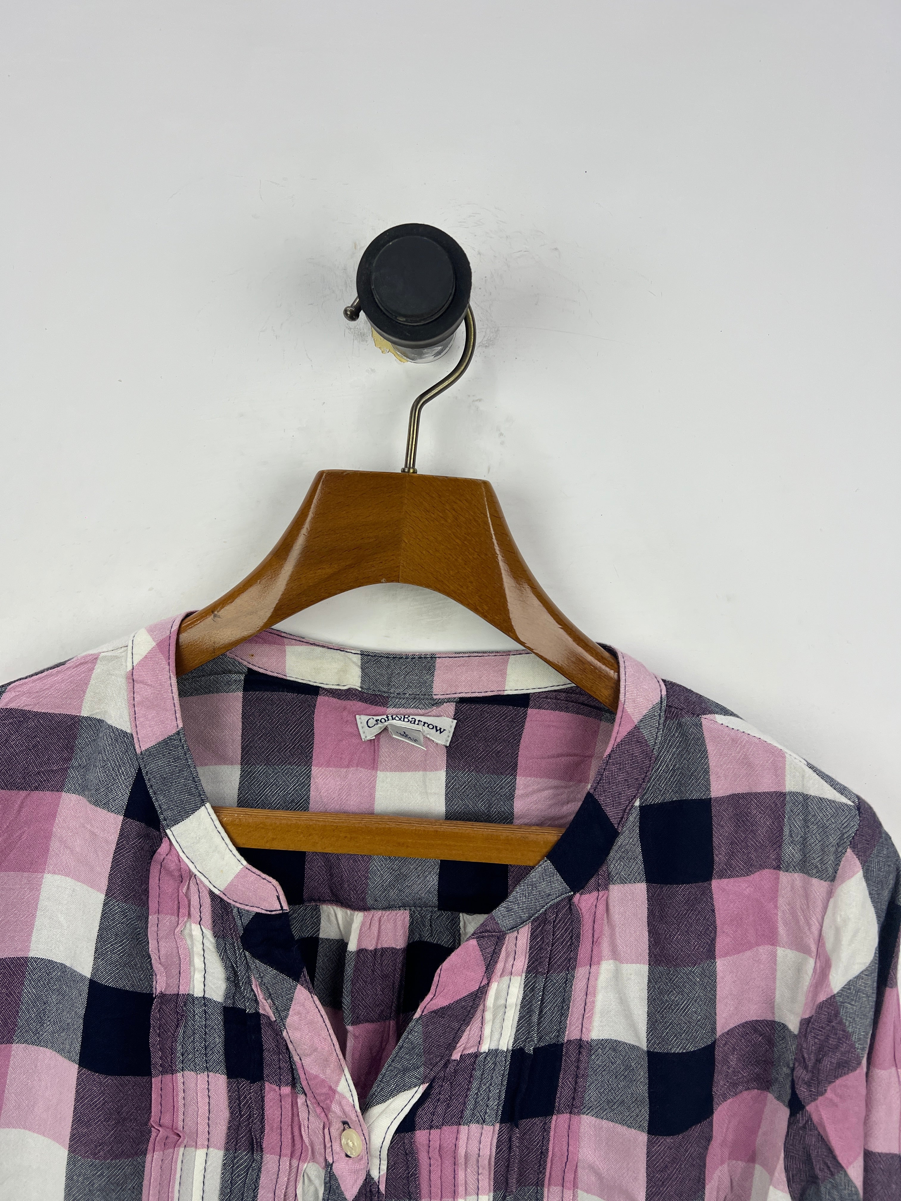 Croft & Barrow Shirt (Women) (Large)