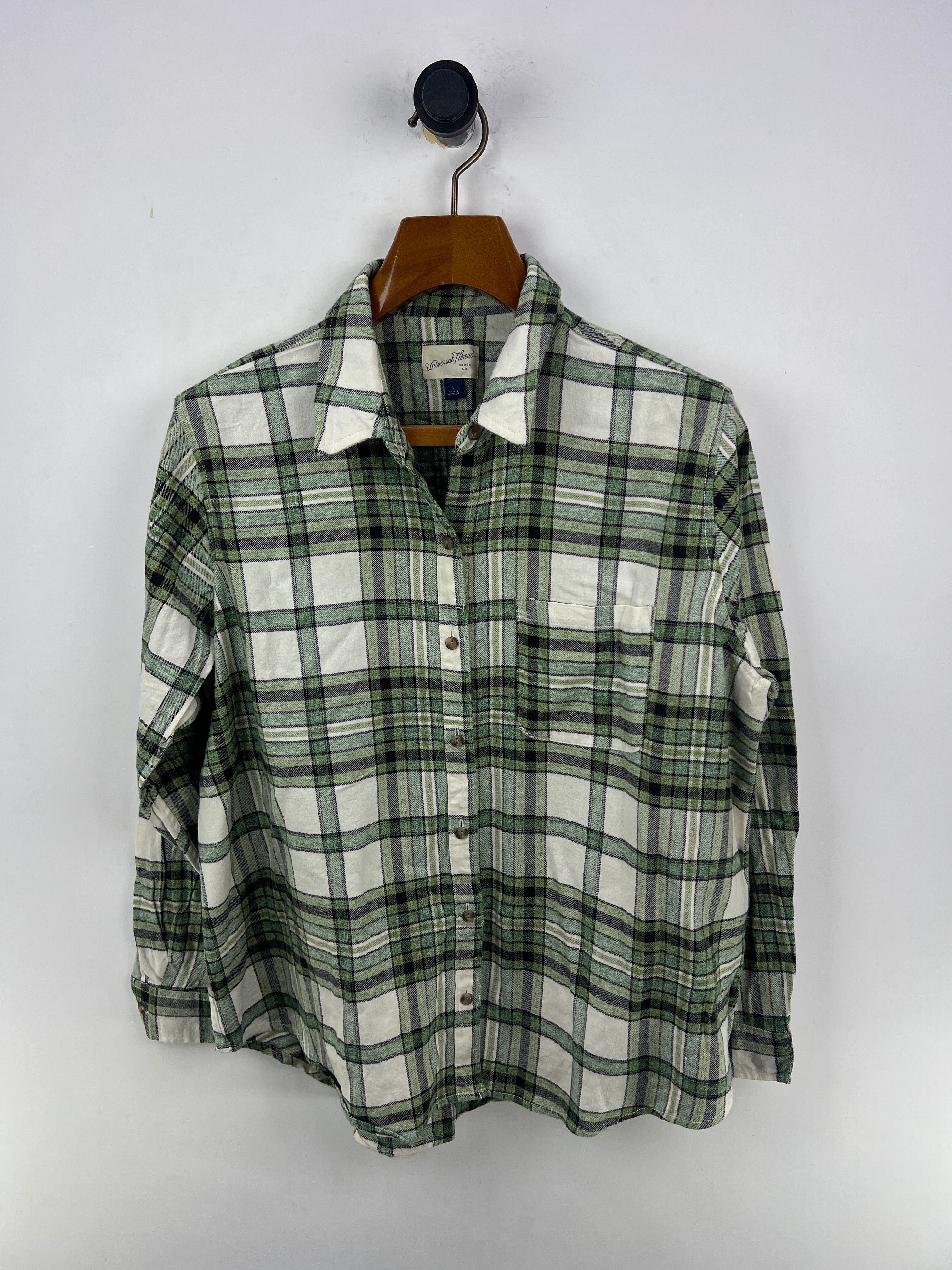 Universal Thread Shirt (Women) (Large)