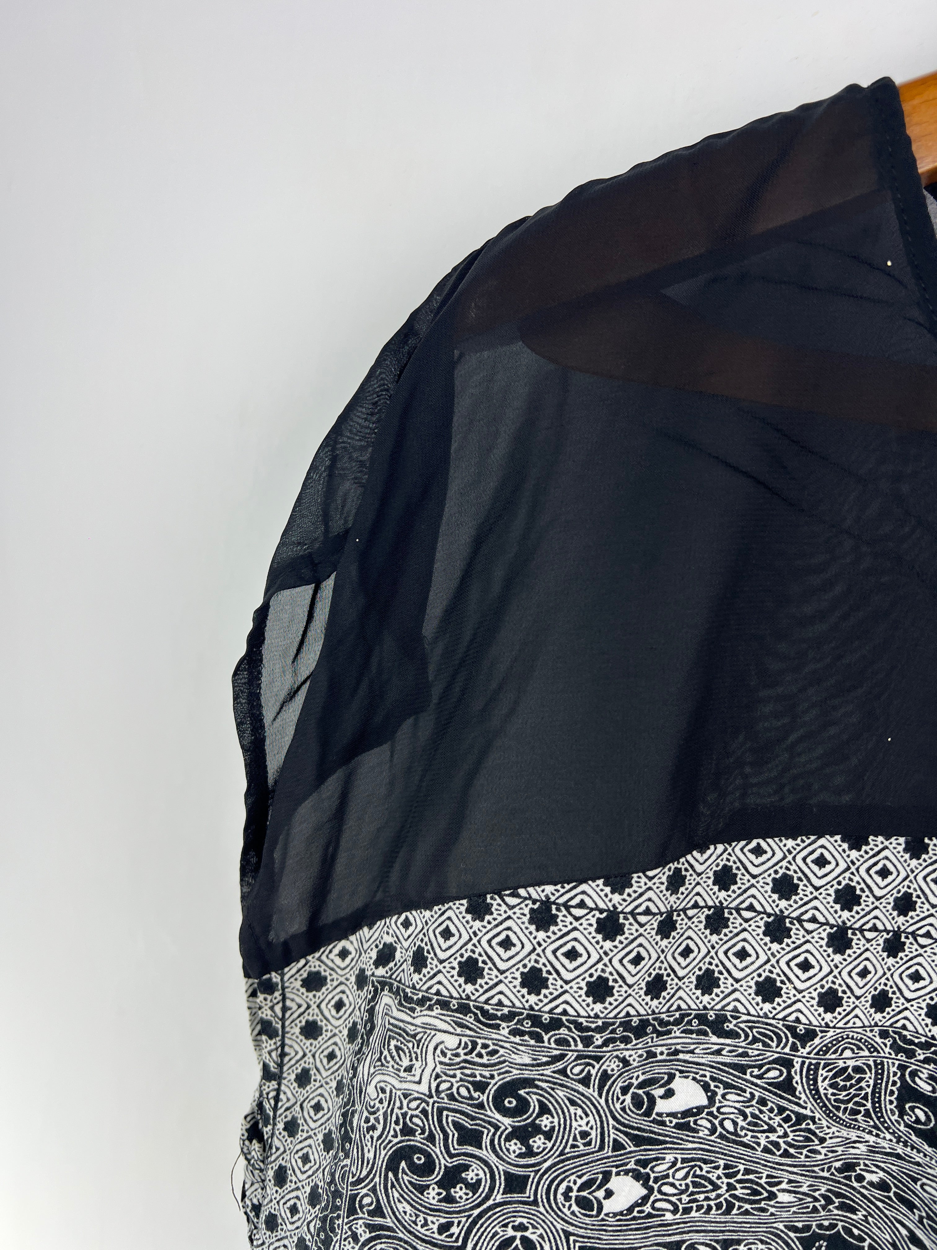 Unique Blouse (Women) (X-Large)
