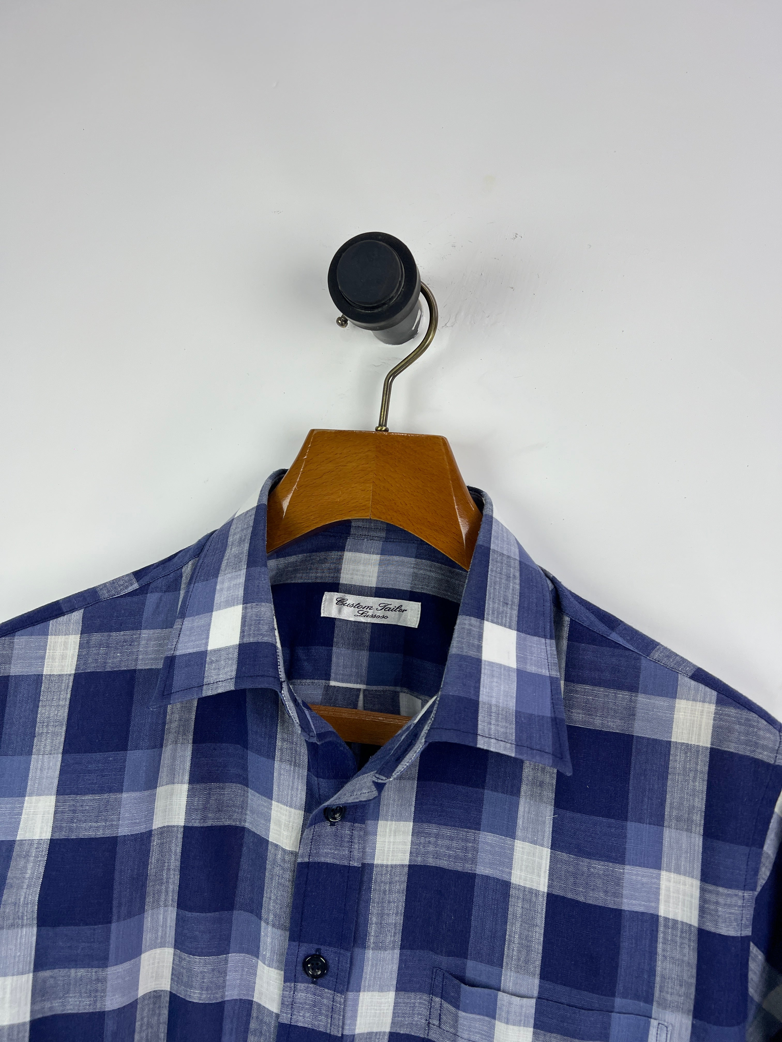 Lusslos Linen Shirt (Medium)