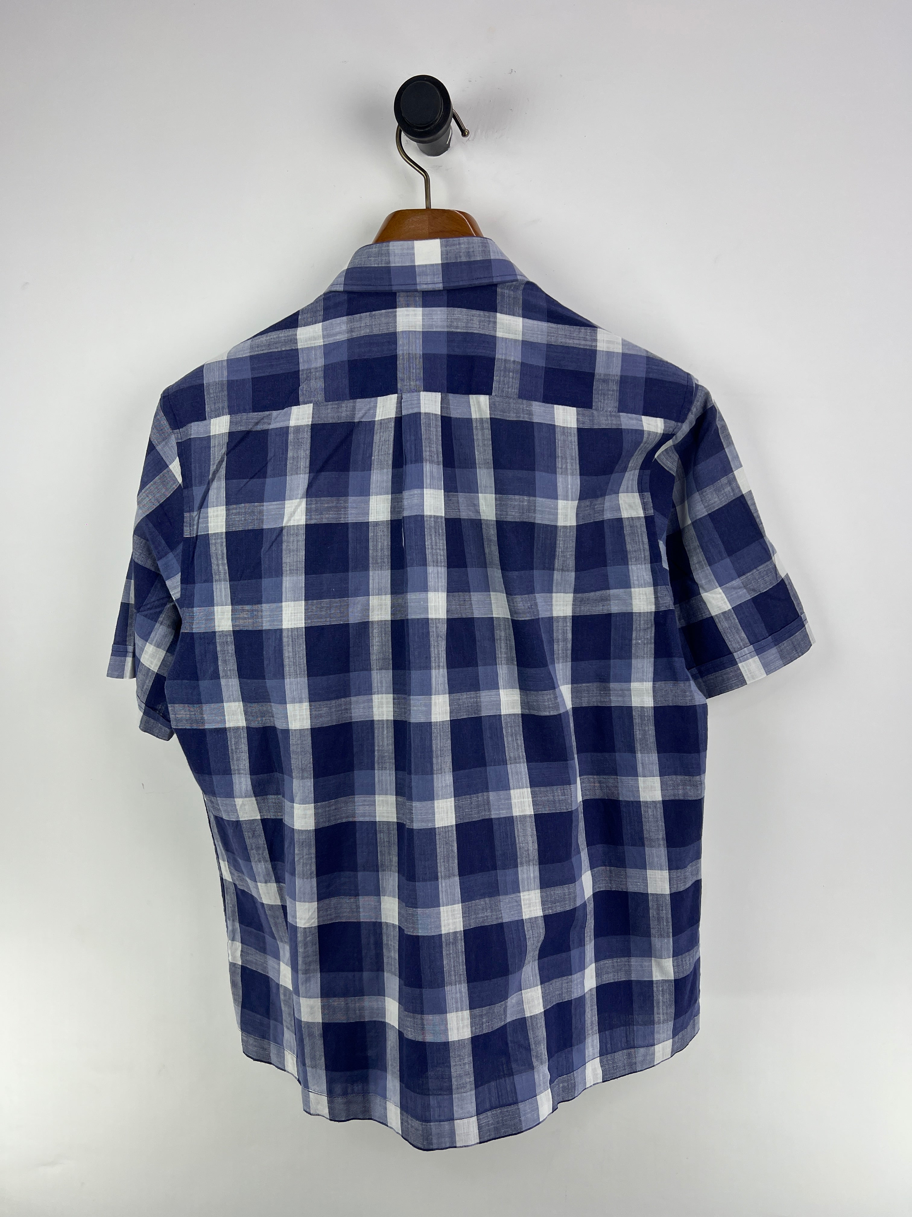 Lusslos Linen Shirt (Medium)