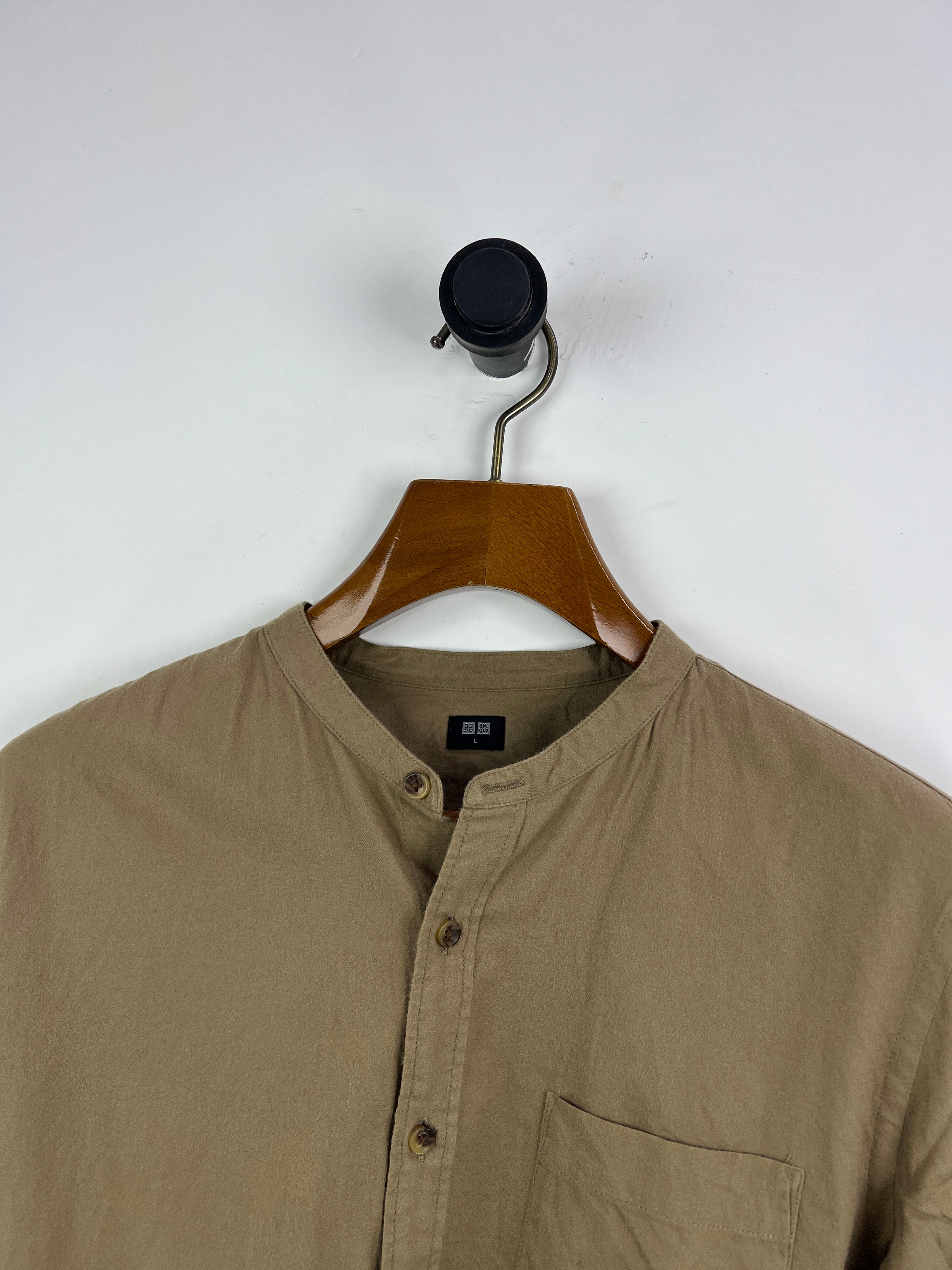 Uniqlo Linen Shirt (Medium-Large)