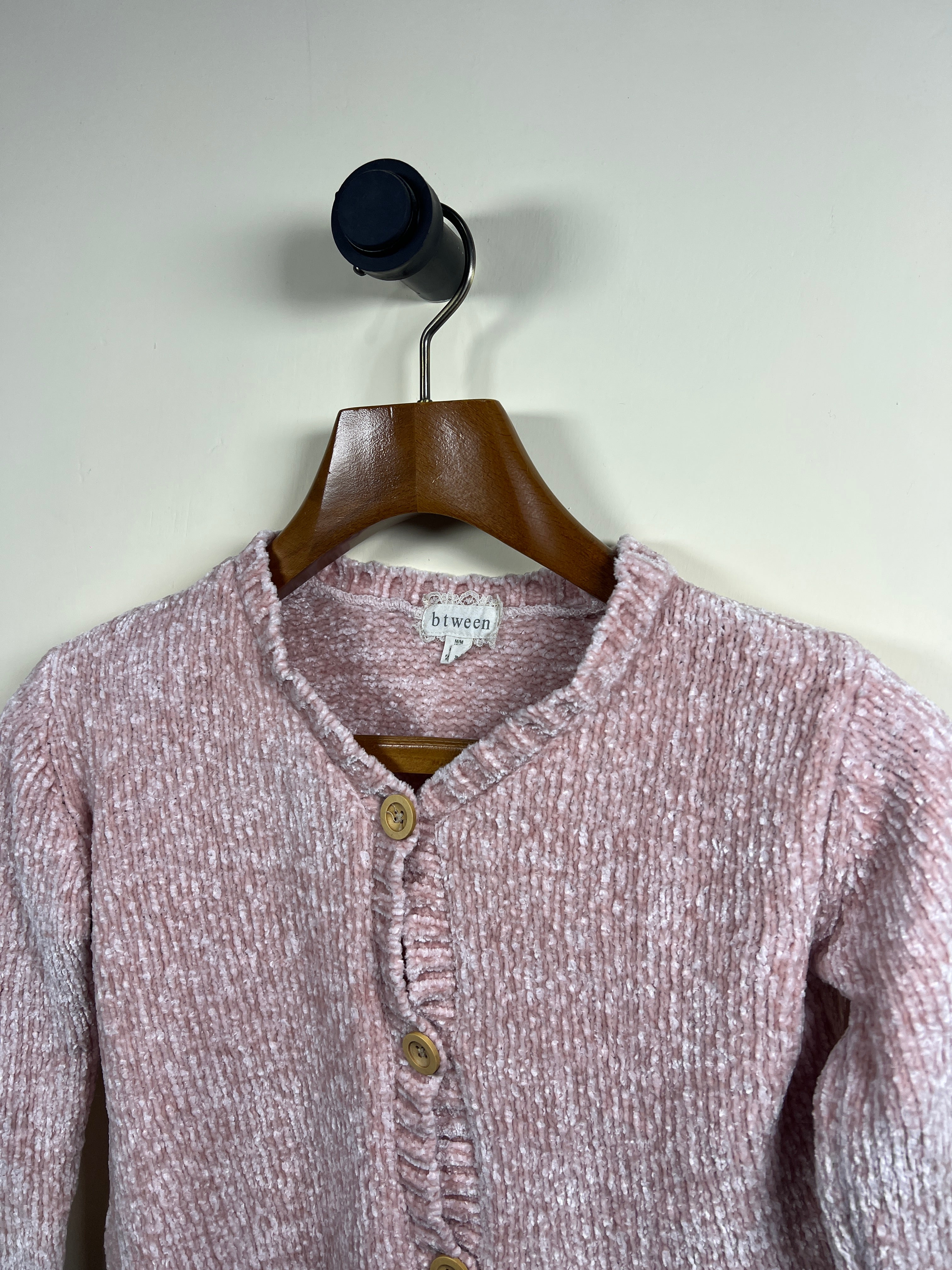 Between Velvet Sweater (Women) (X-Small)