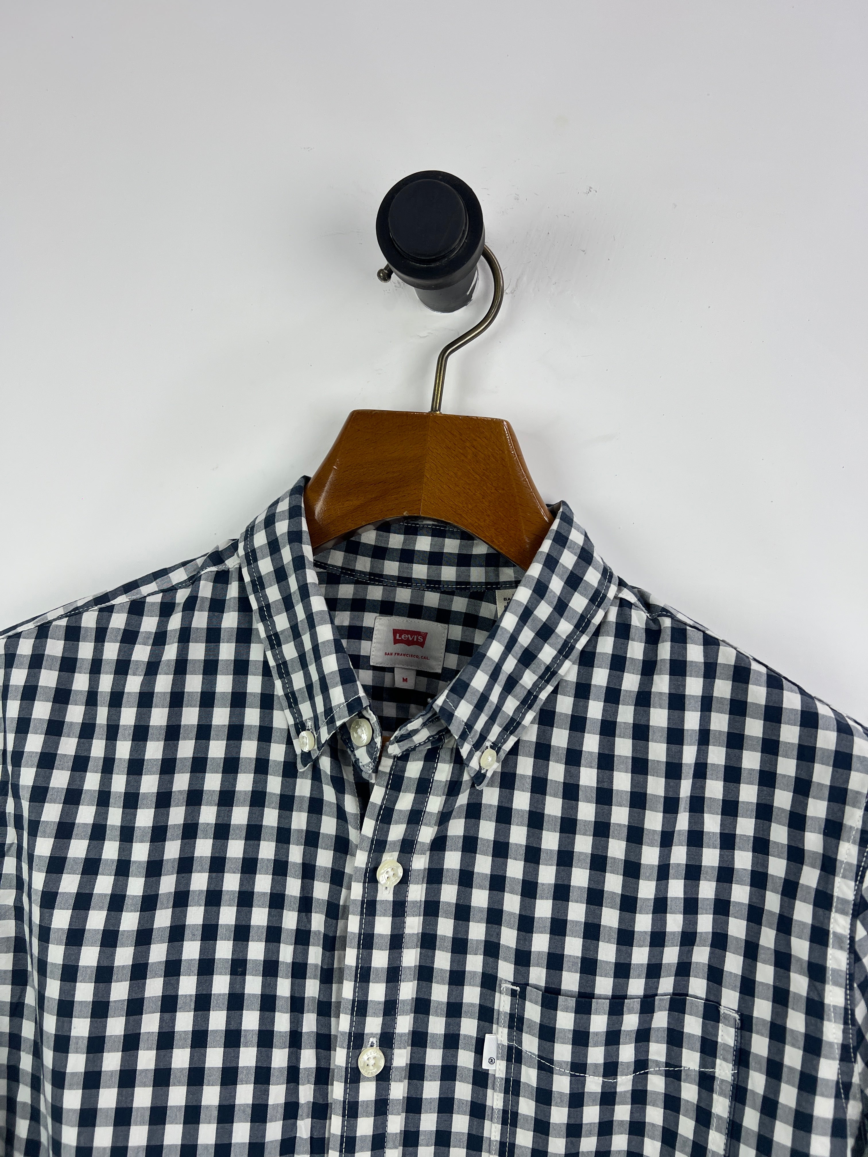 Levis Shirt (Medium)