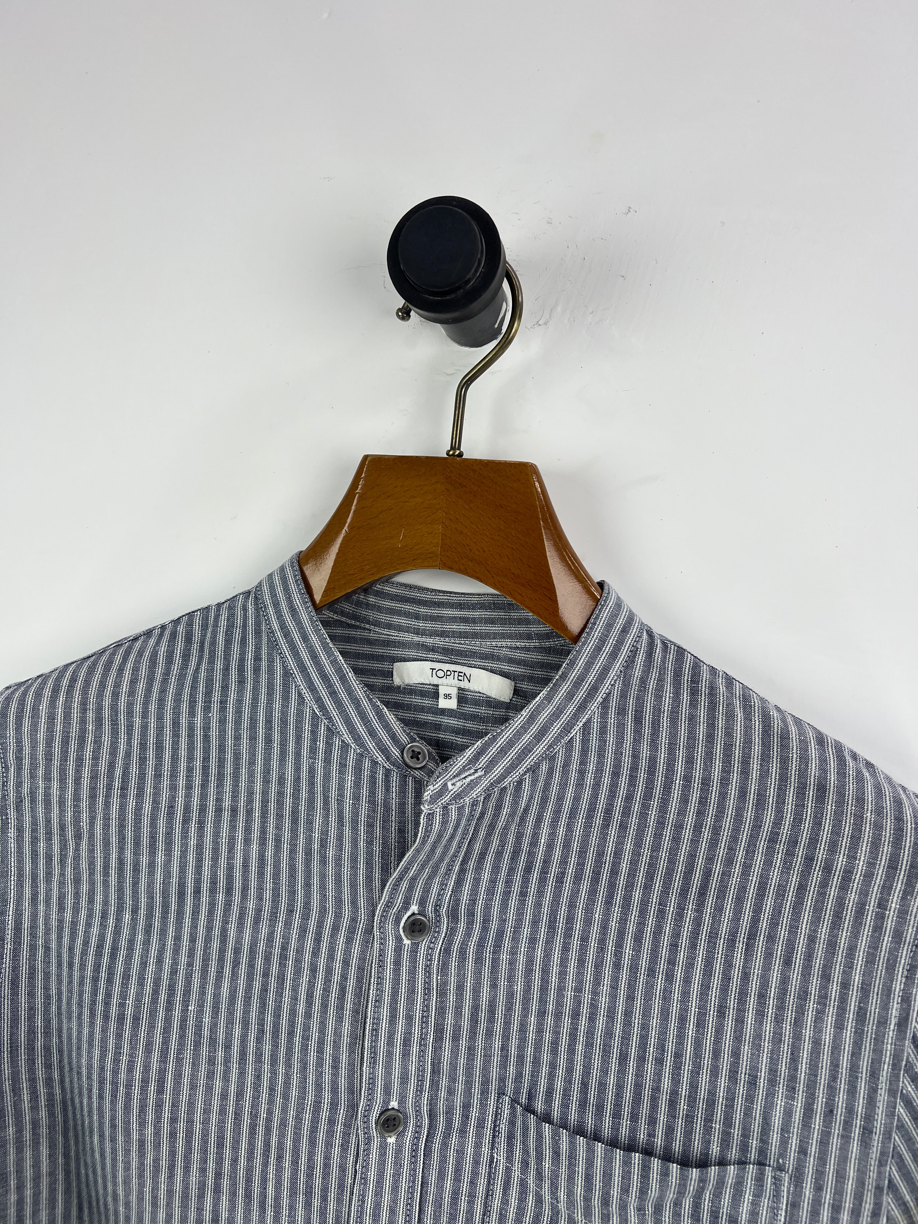Top Ten Linen Shirt (Small)