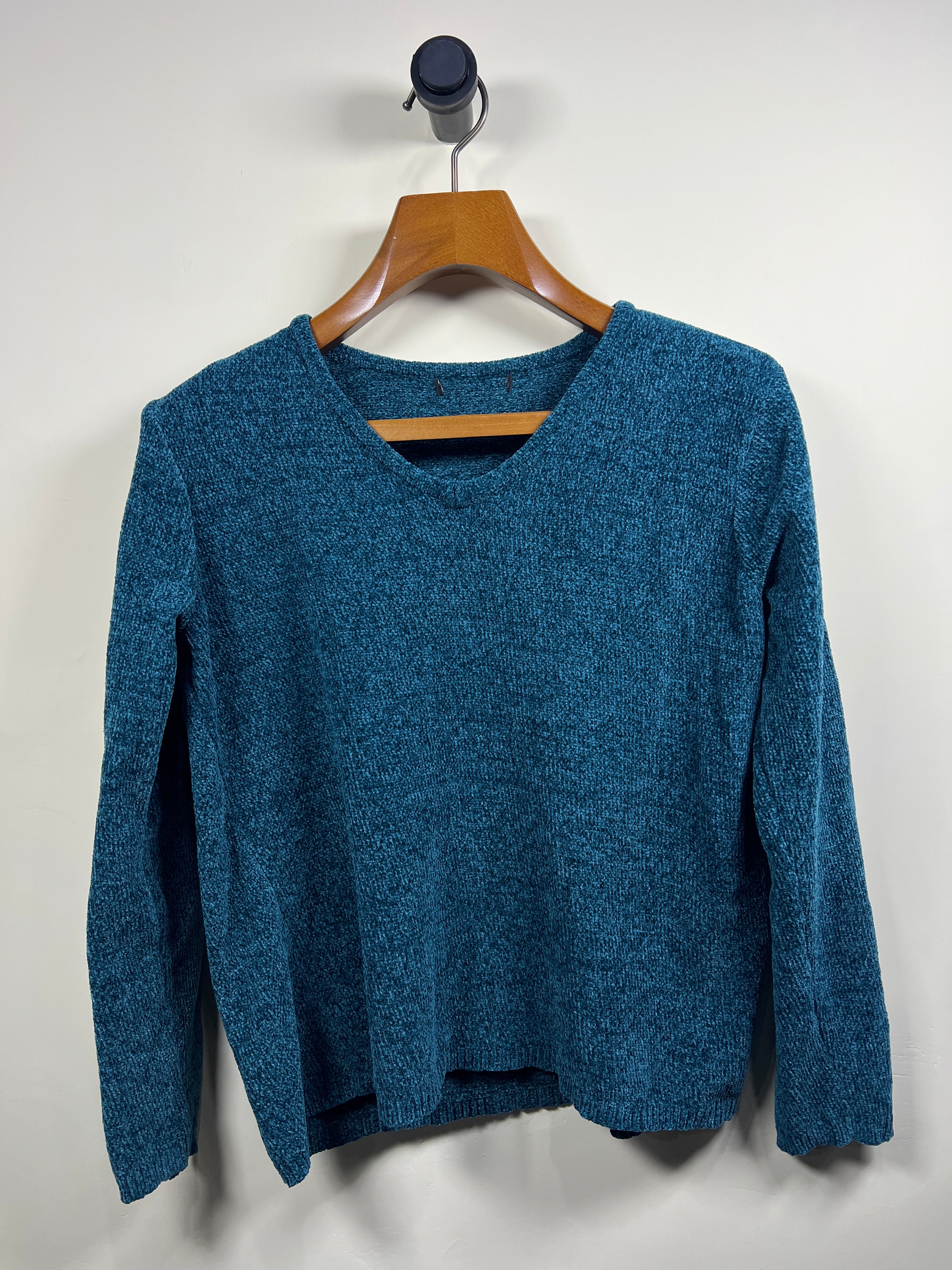 Velvet Sweater (Women) (Medium-Large)