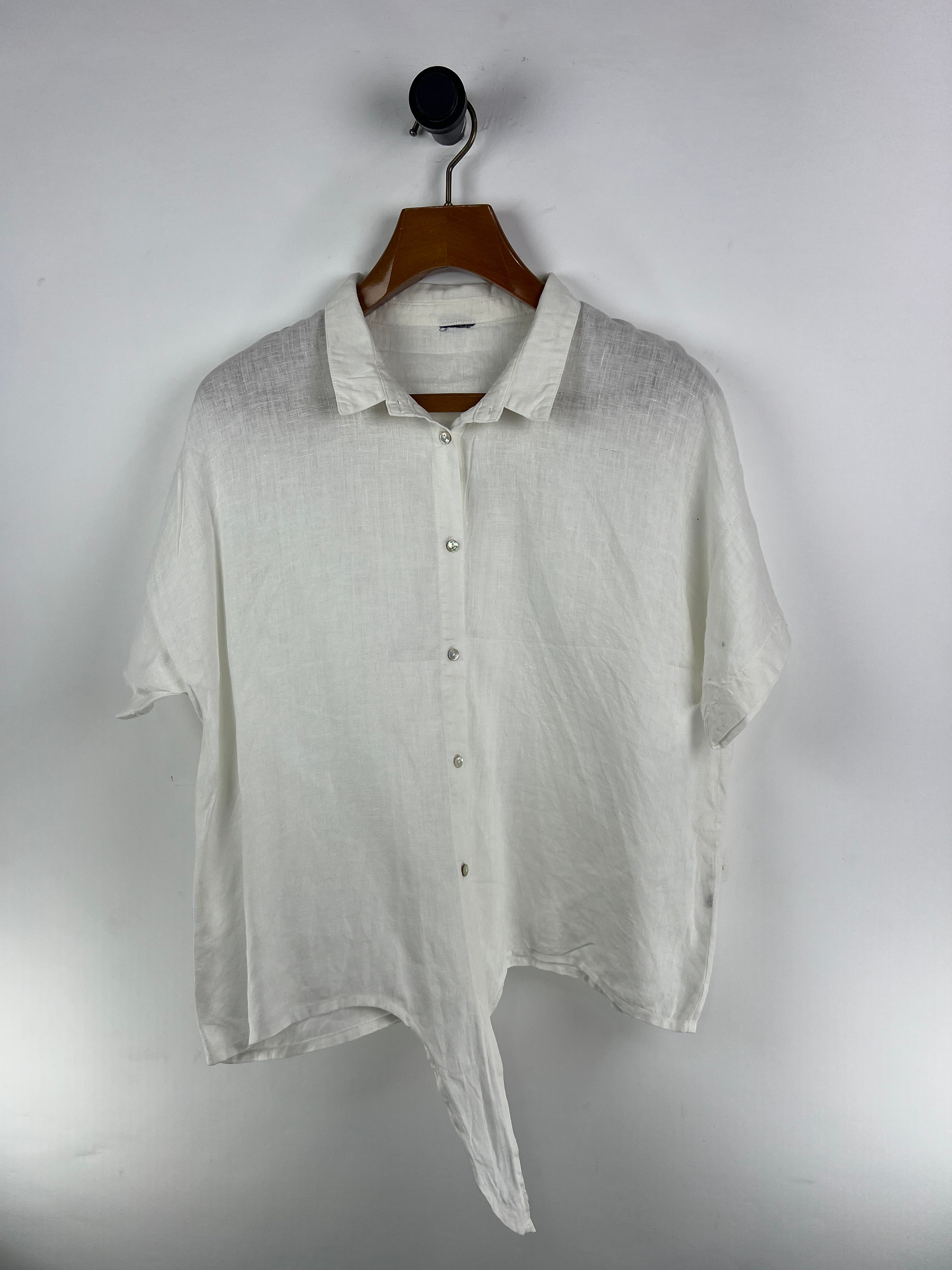 Linen Shirt (Women) (Medium-Large)