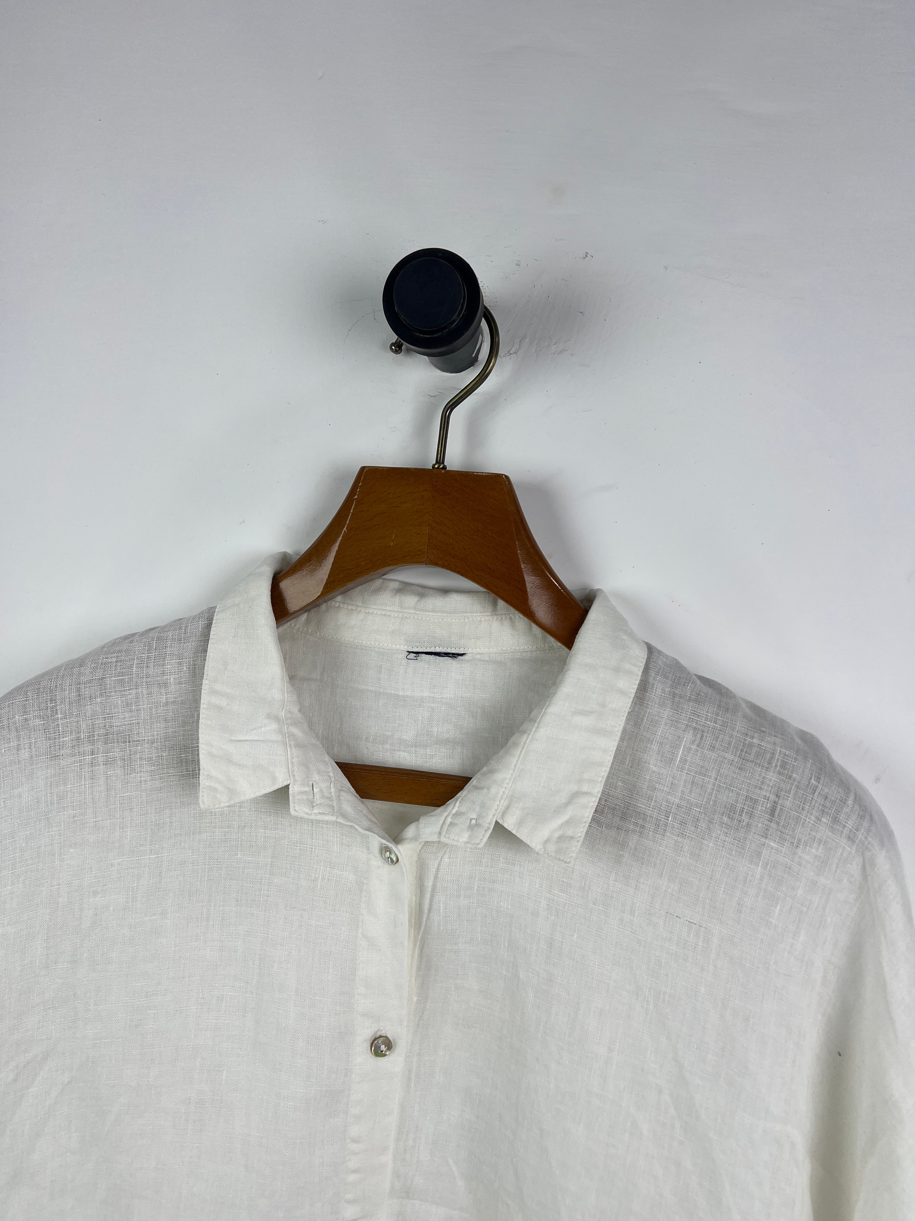 Linen Shirt (Women) (Medium-Large)
