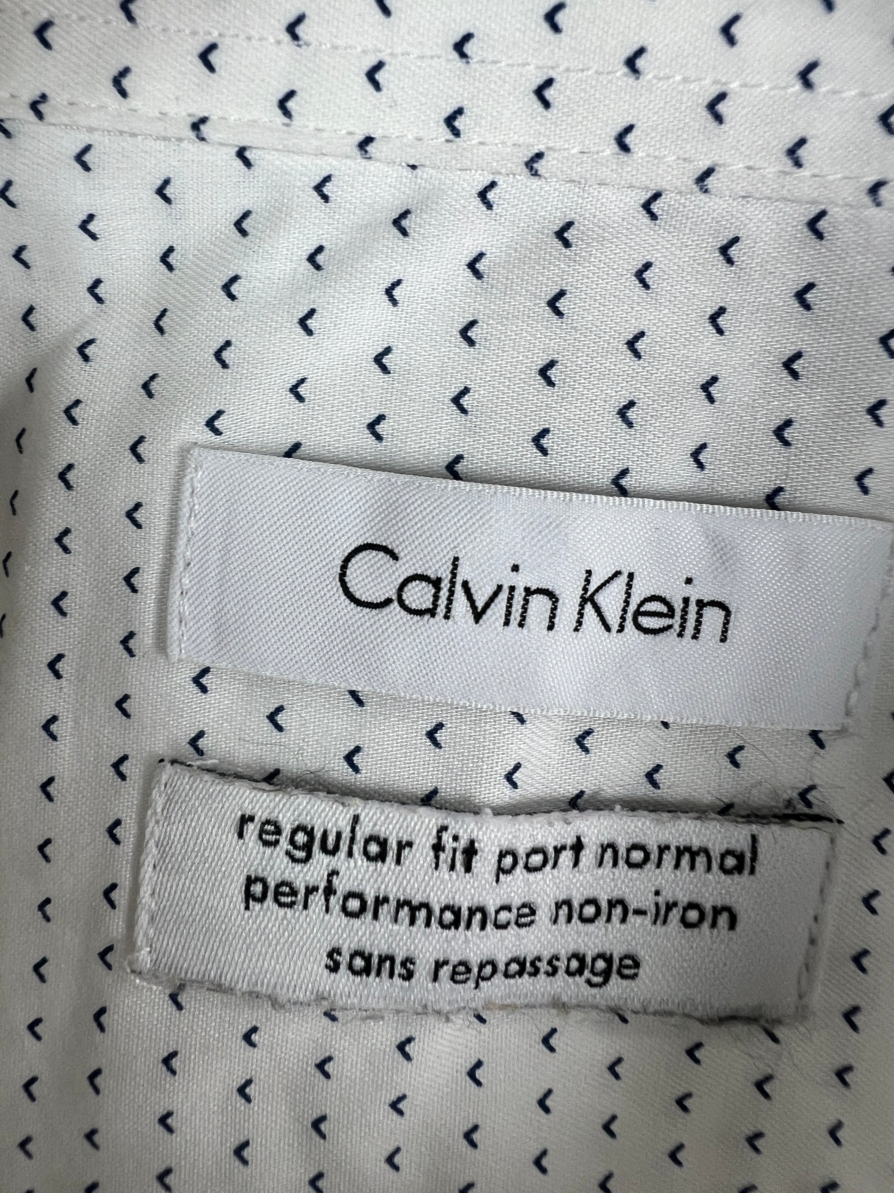 Calvin Klein Shirt (Medium-Large)