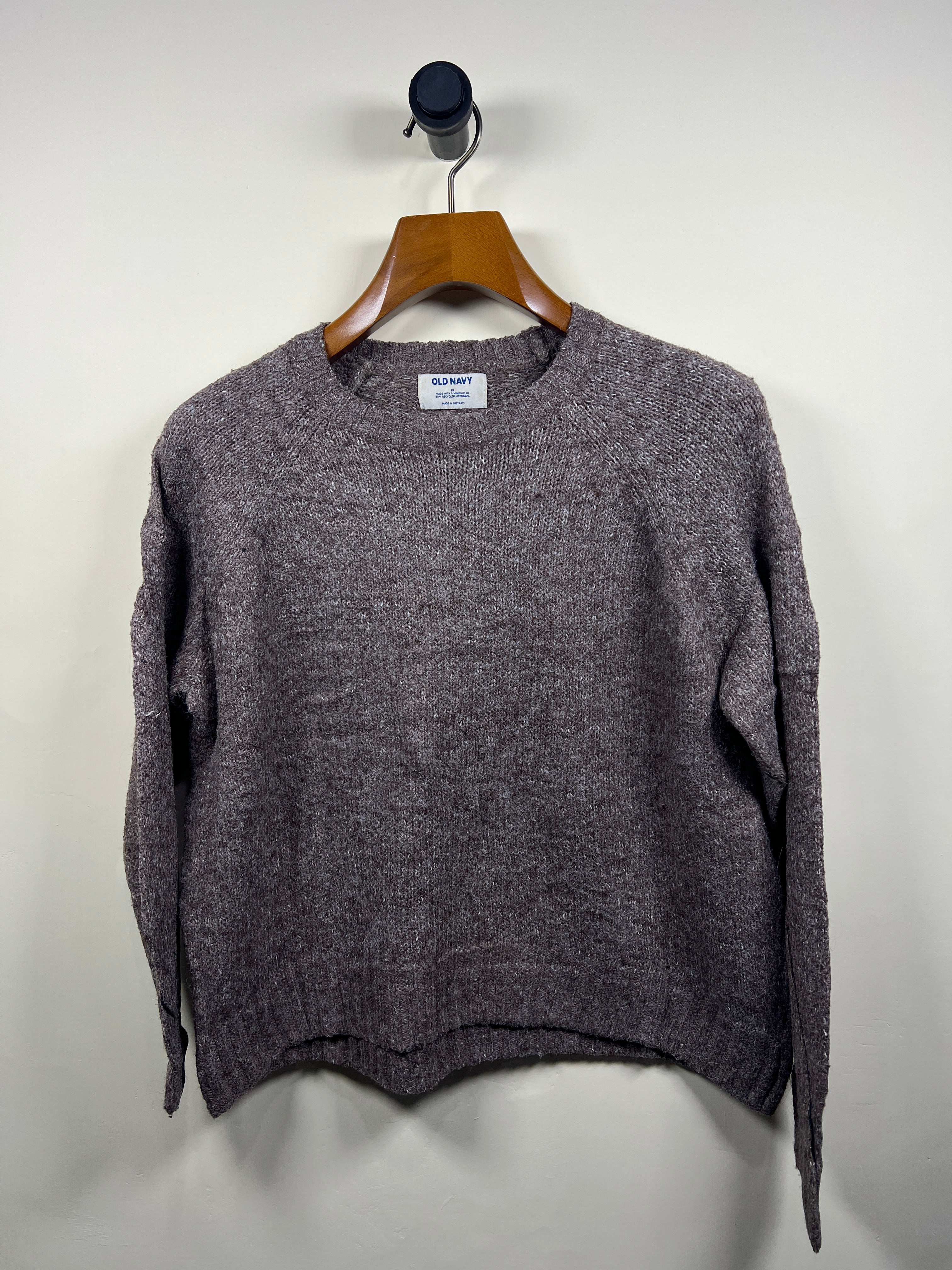 Old Navy Sweater (Women) (Medium-Large)