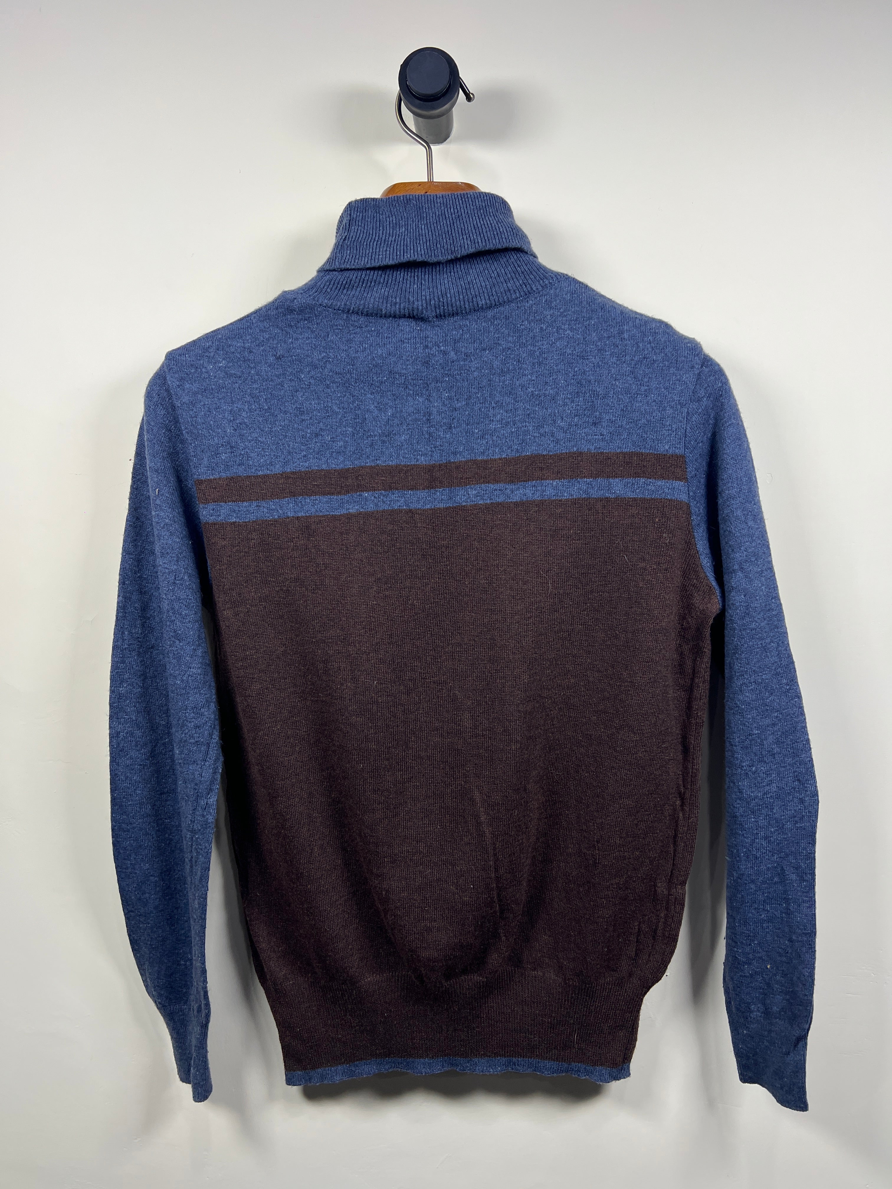 Turtle Neck Sweater (Small)