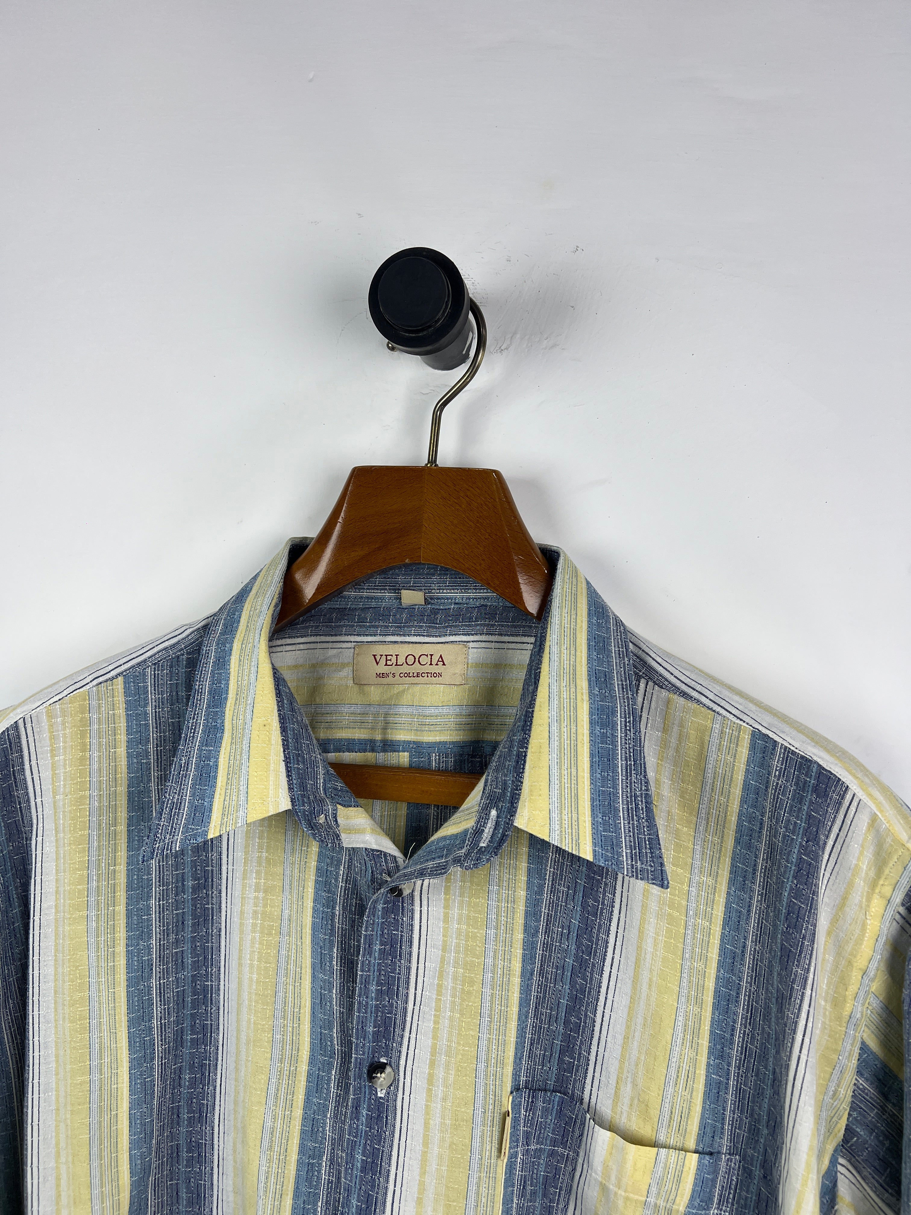 Velocia Linen Shirt (X-Large)