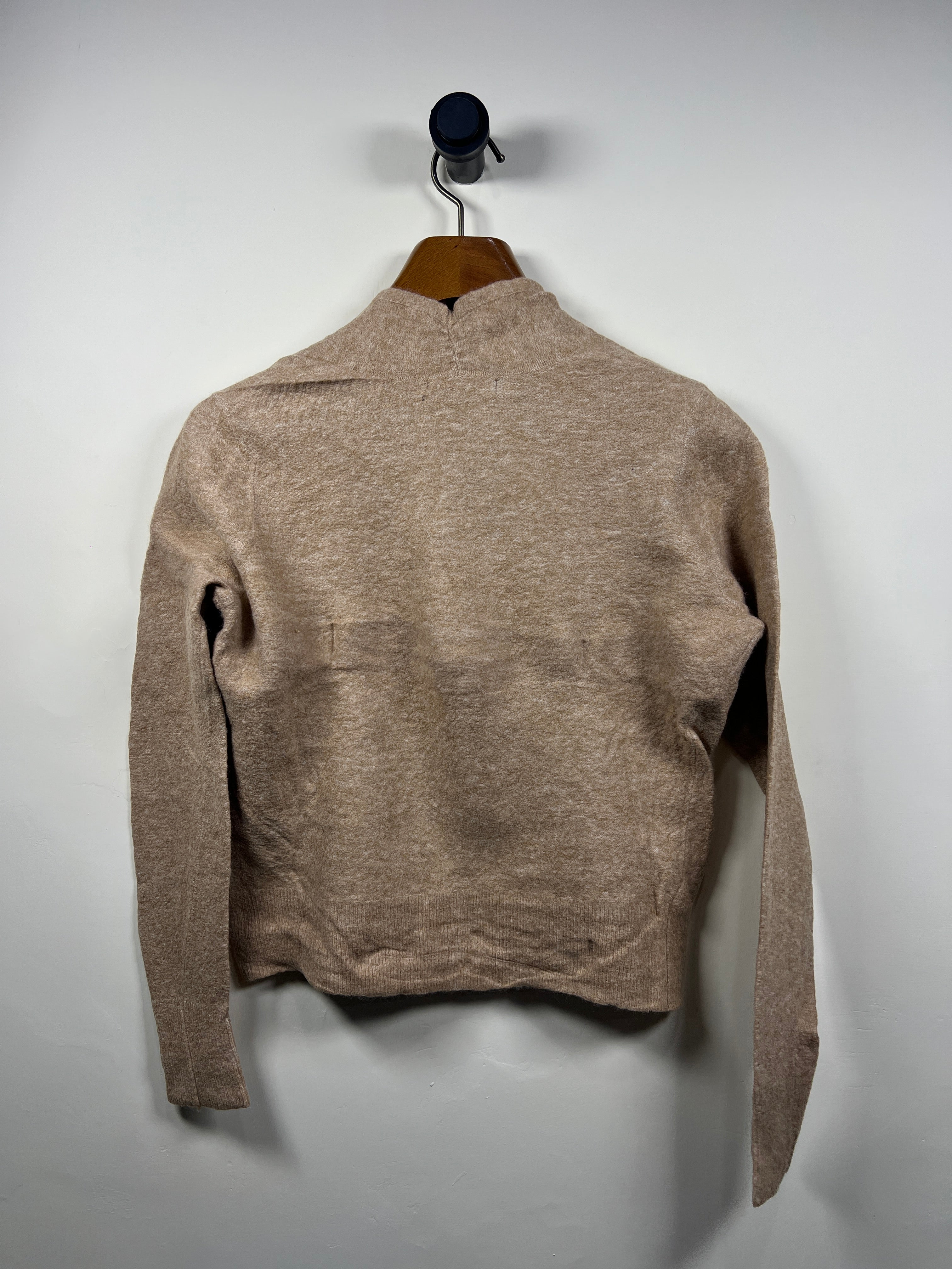 Banana Republic Sweater (Women) (Medium)