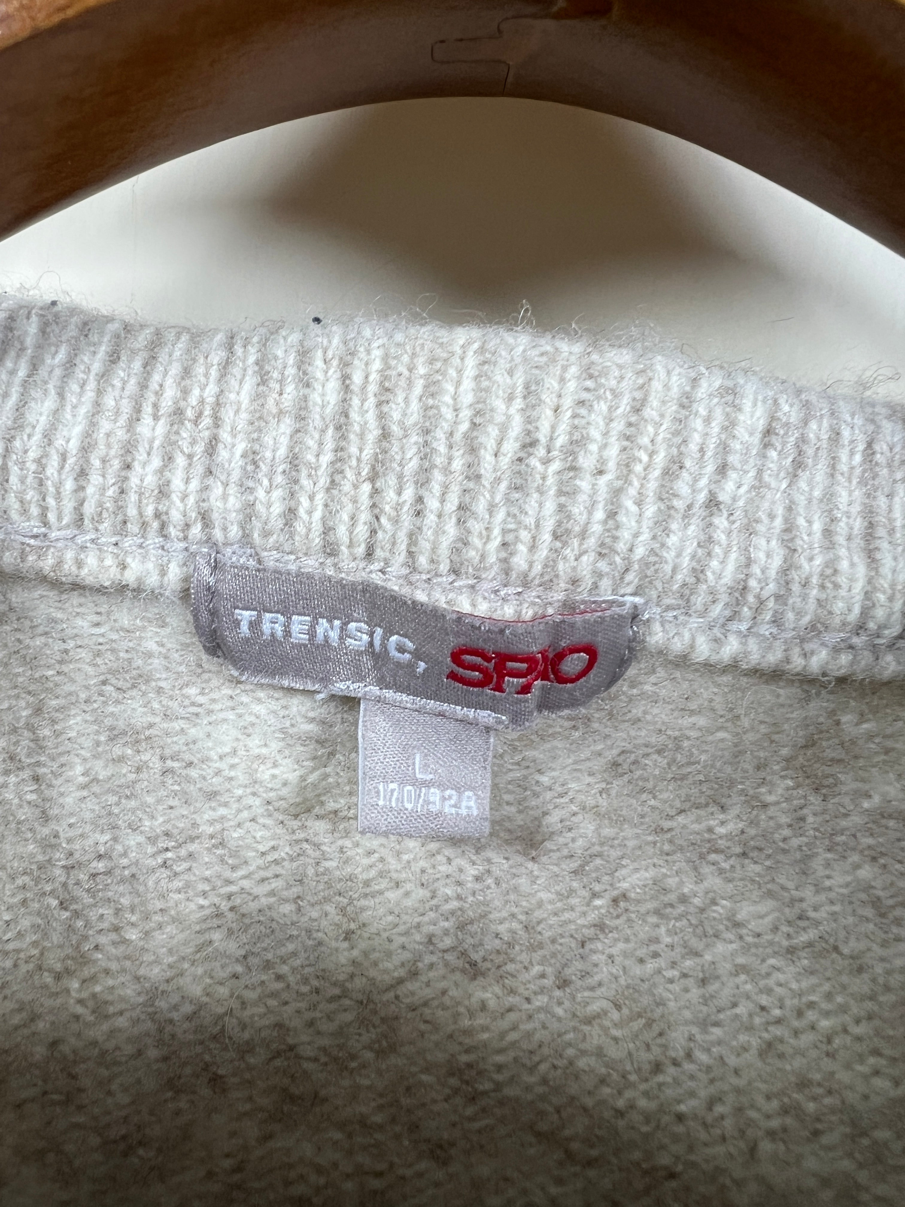 Spao Sweater (Women) (Small)