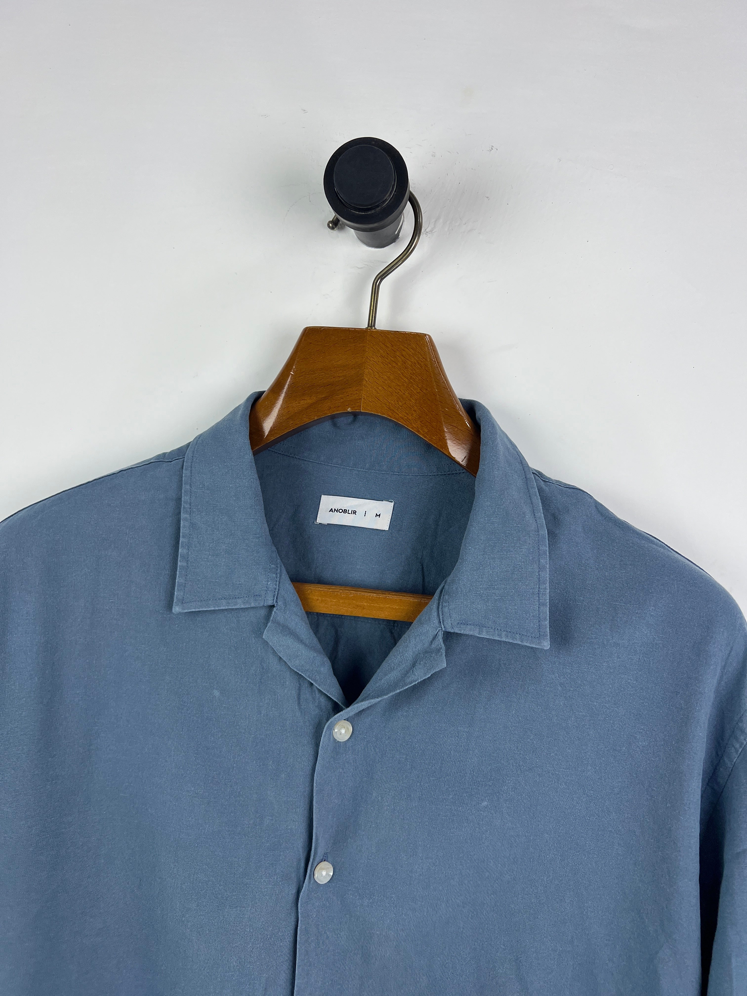Anoblir Linen Shirt (Medium)