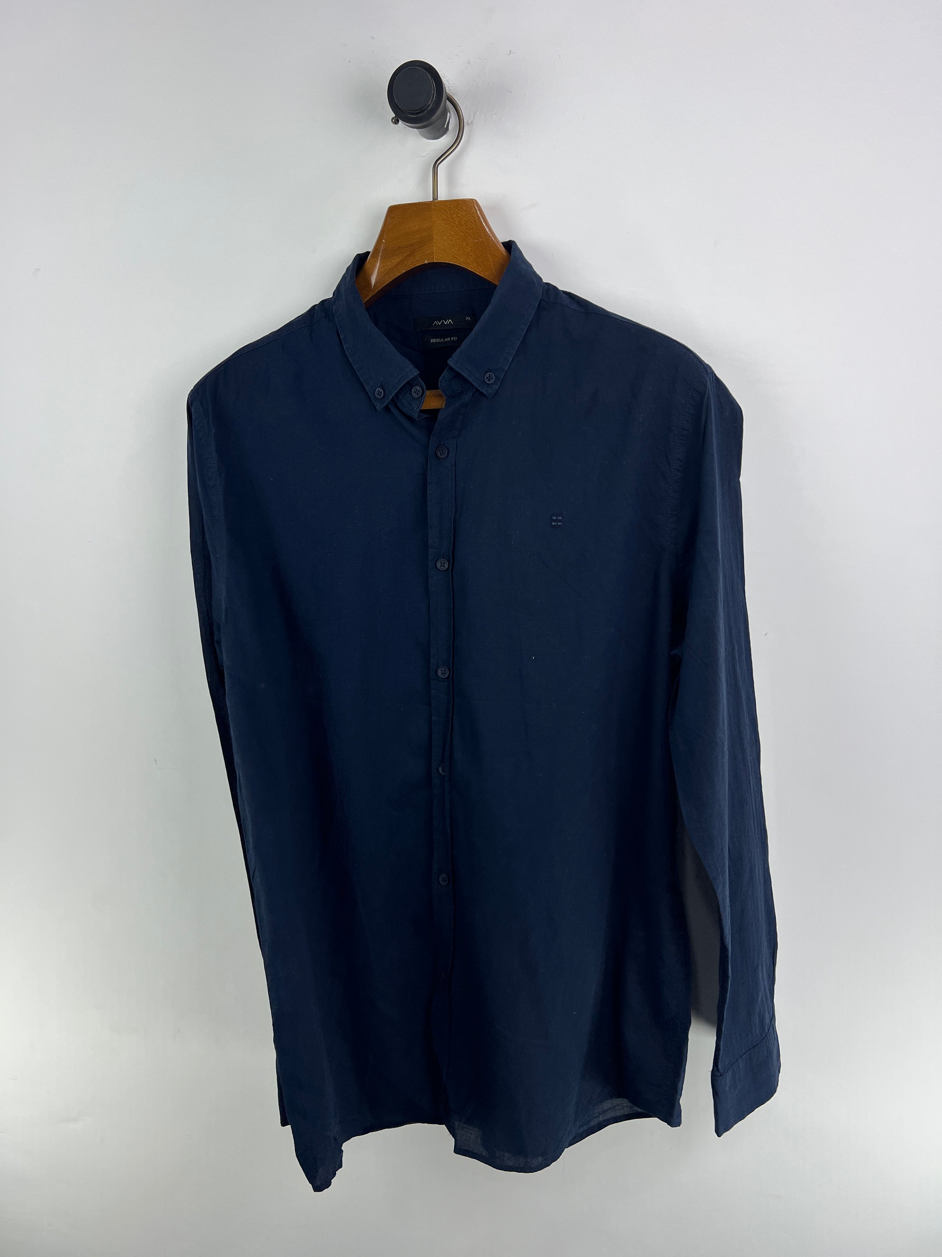 Avva Shirt (Large)