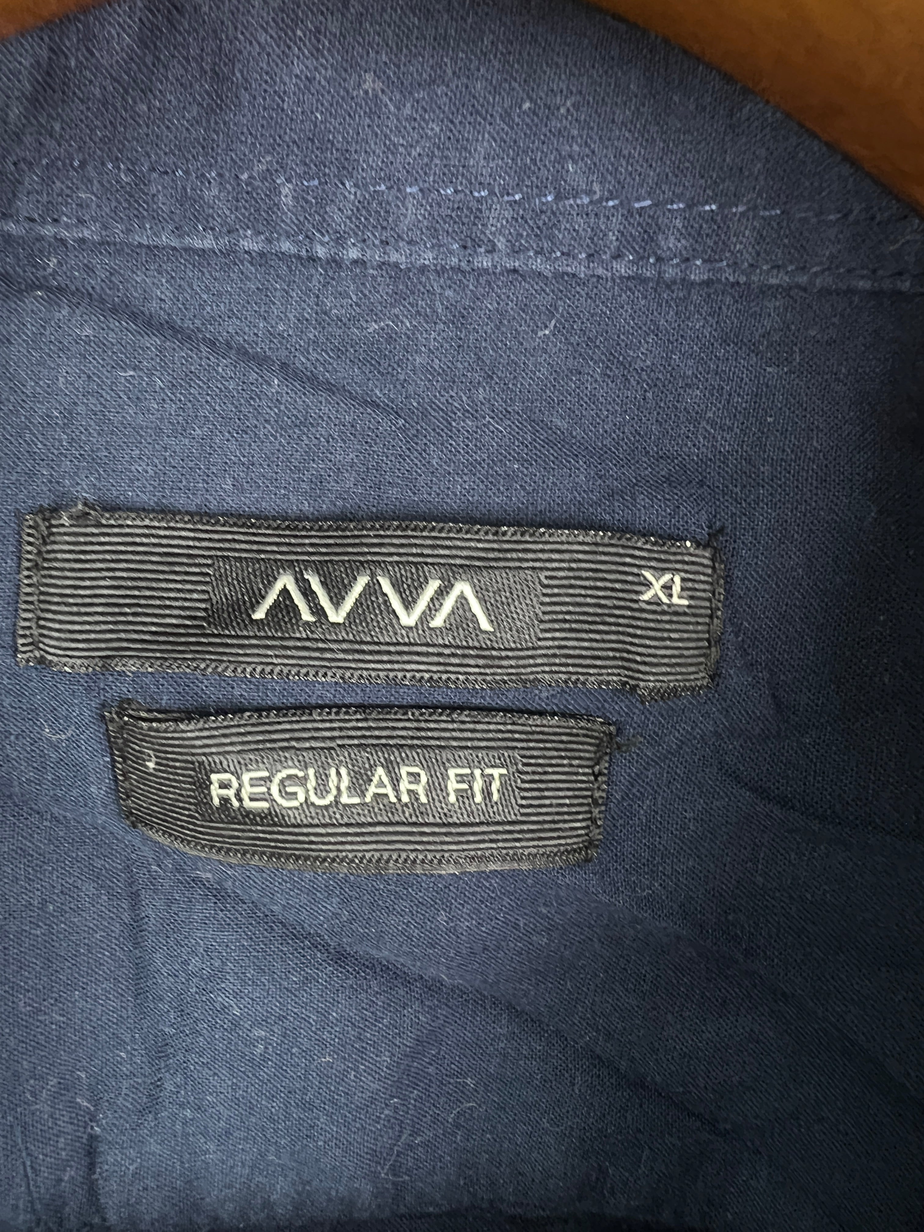 Avva Shirt (Large)