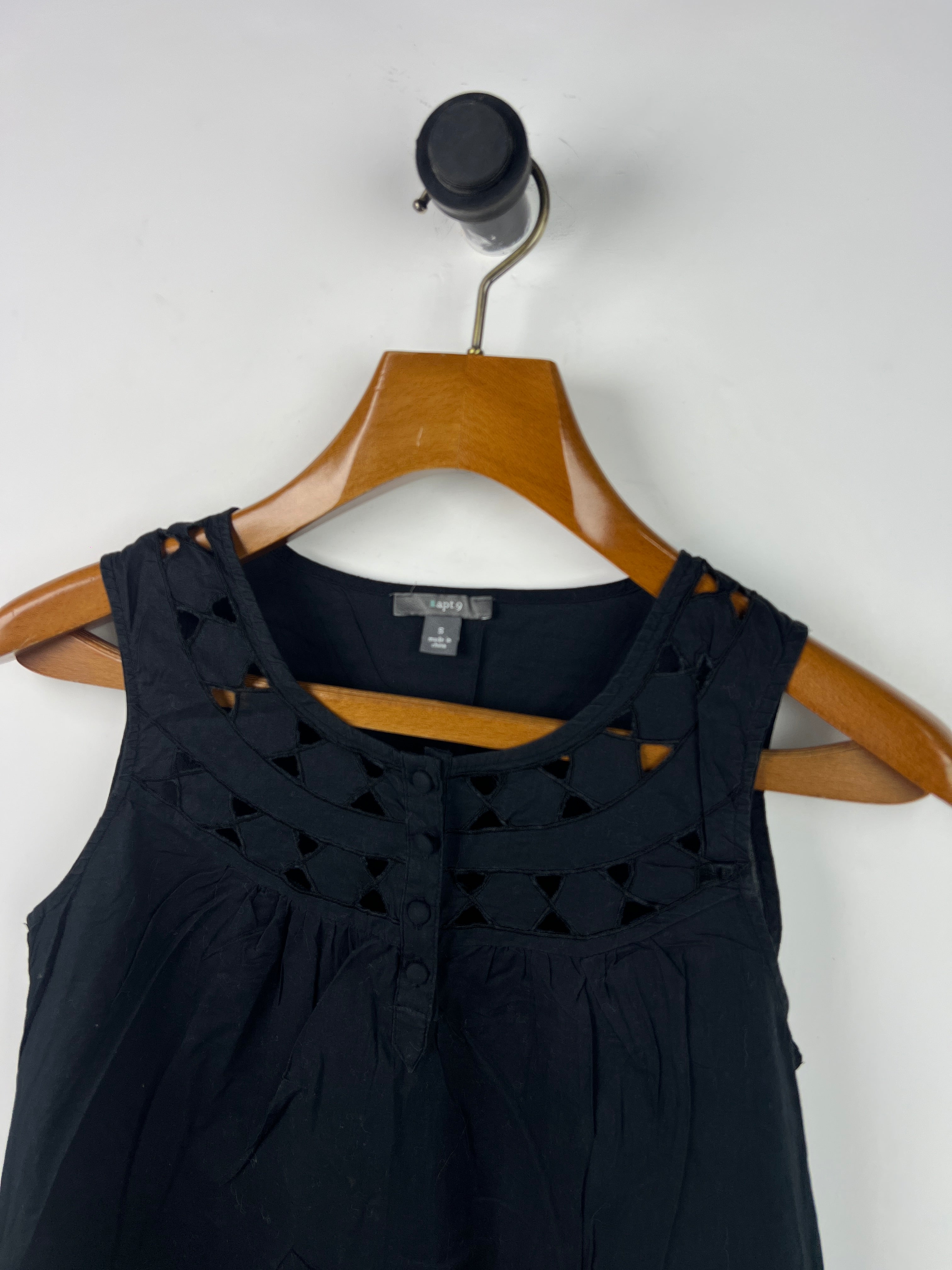 Apt 9 Tank Top (Women) (Small)